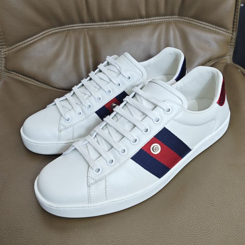 Gucci Gucci Stylish White Sneakers with Colorful Stripes 0079 Size US 8 / EU 41 - 1 Thumbnail