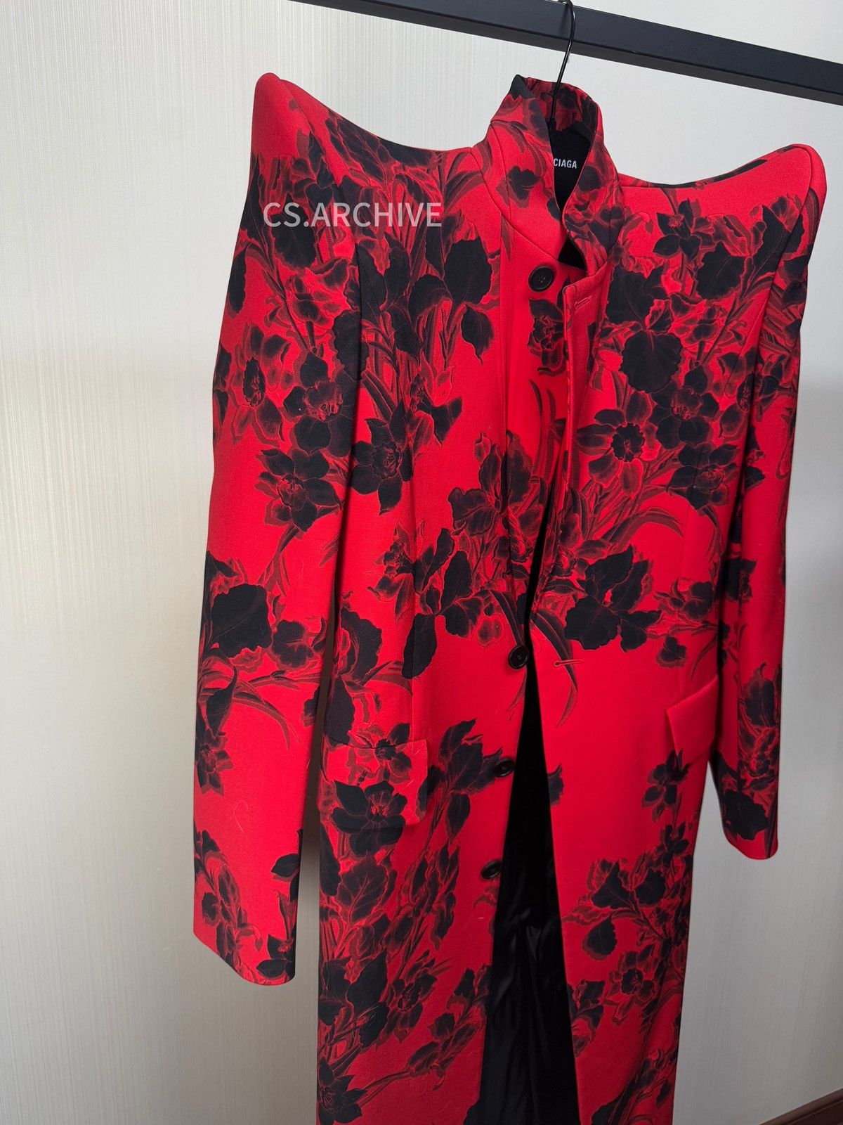 Balenciaga Balenciaga Pagoda Red coat Size XS / US 0-2 / IT 36-38 - 2 Thumbnail