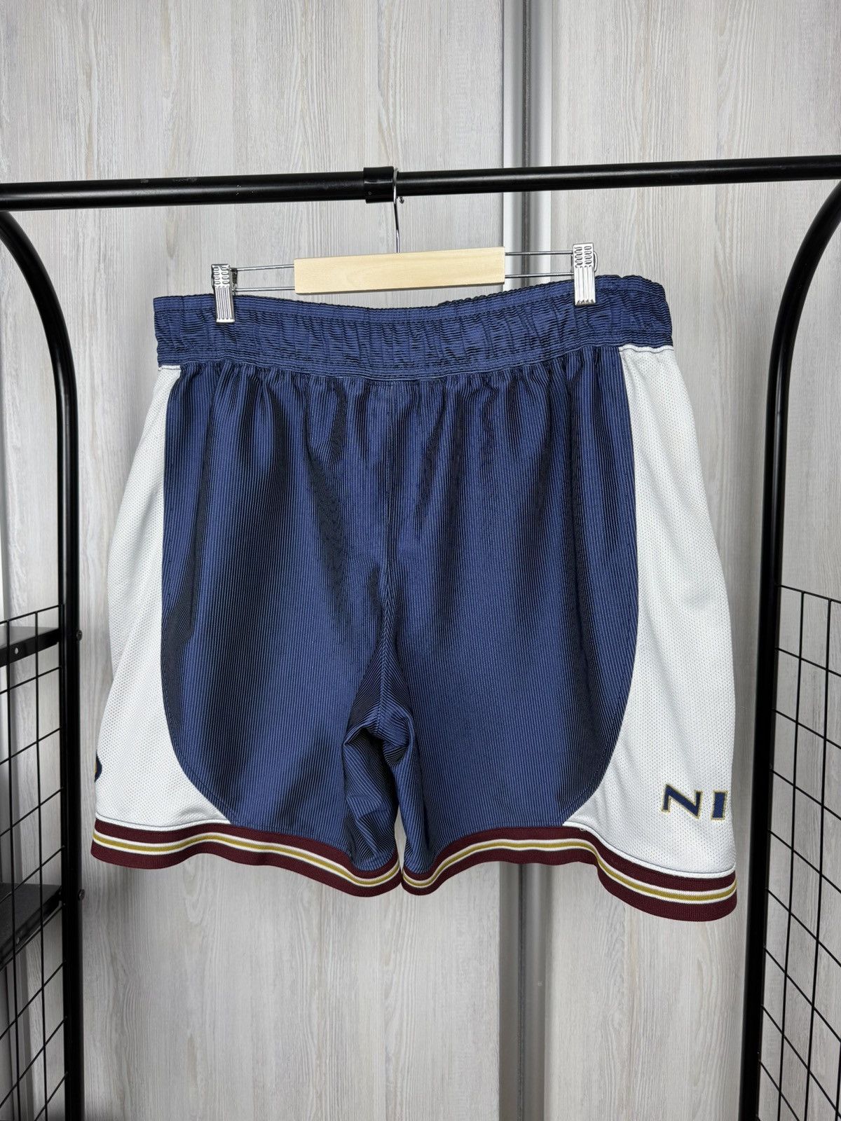 Nike Nike Mens Basketball Shorts 2000s Y2K Swoosh Athletic sz XL Size US 38 / EU 54 - 6 Thumbnail