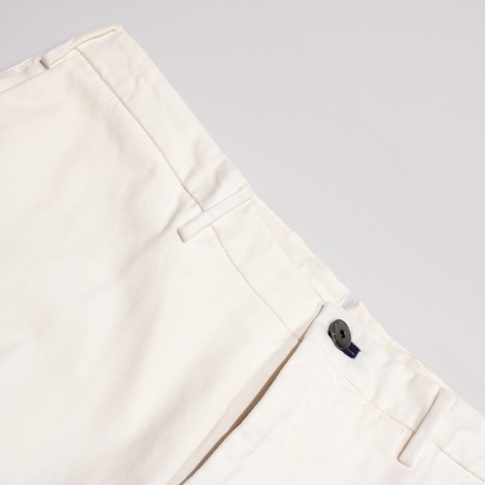 INCOTEX New with tags Chino Size 38 US In White
