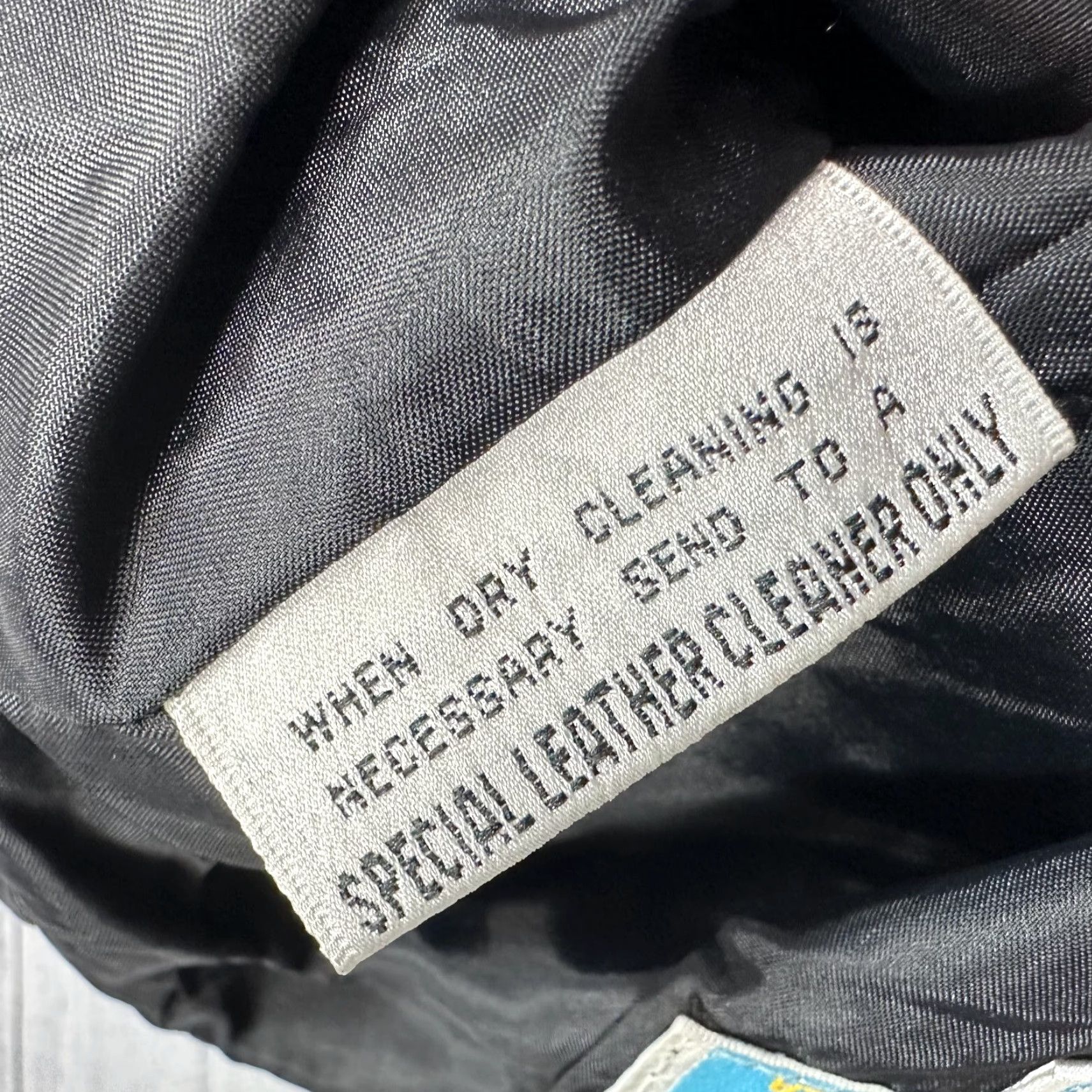 G-III G-III Black Leather Straight Pencil Skirt Knee Length Lined Sz 7/8 Womens Regular Capstone: None Size 28" / US 6 / IT 42 - 5 Thumbnail