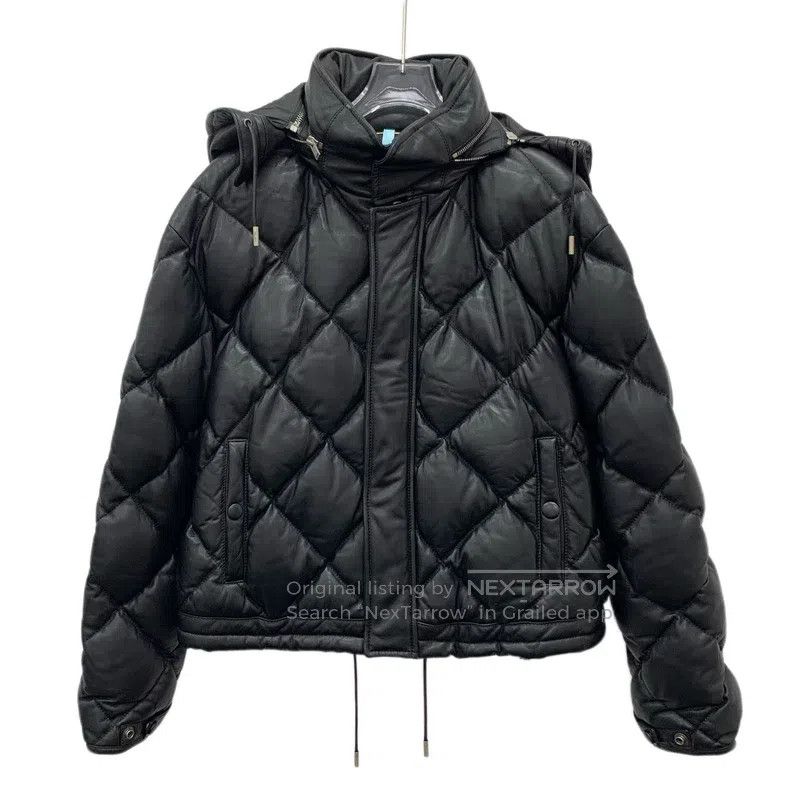 Saint Laurent Paris Saint Laurent Paris Black Sheepskin Hooded Long Sleeve Dow Size S / US 4 / IT 40 - 1 Thumbnail