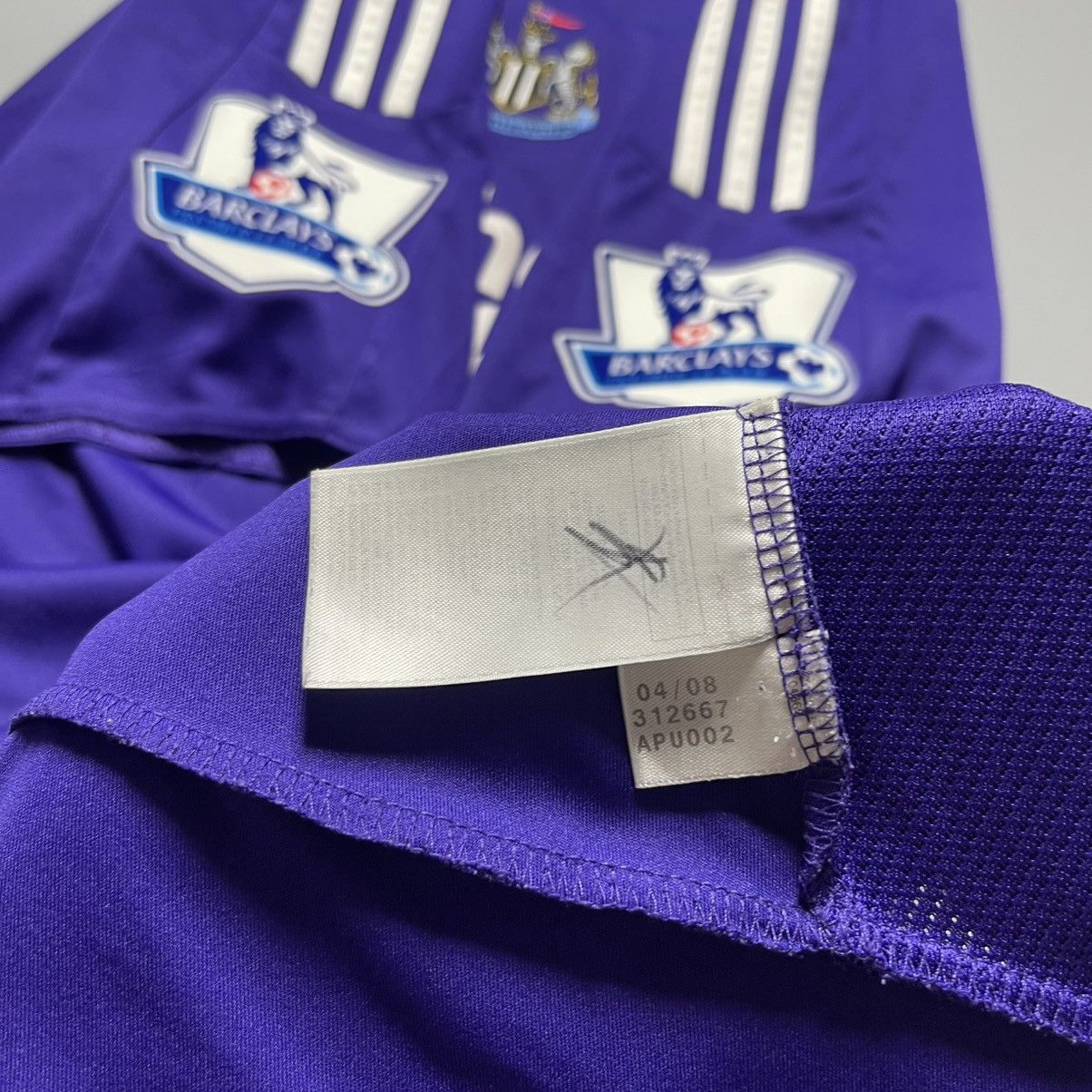 Adidas NEWCASTLE ADIDAS 2008/2009 FOOTBALL AWAY JERSEY #11 DUFF Size US M / EU 48-50 / 2 - 16 Thumbnail