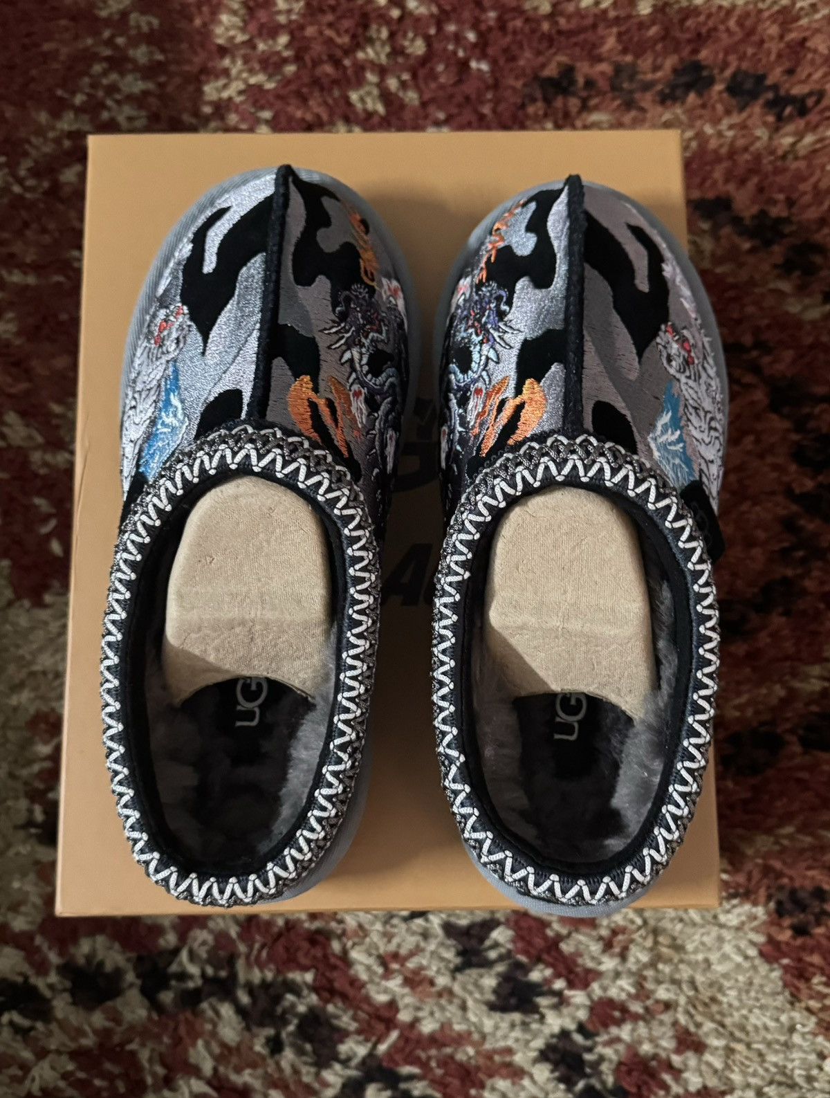 Palace × Ugg Palace x UGG Tasman Slipper Black Camo SIZE 3M | CHECK DESC. Size US 5 / EU 37 - 5 Thumbnail
