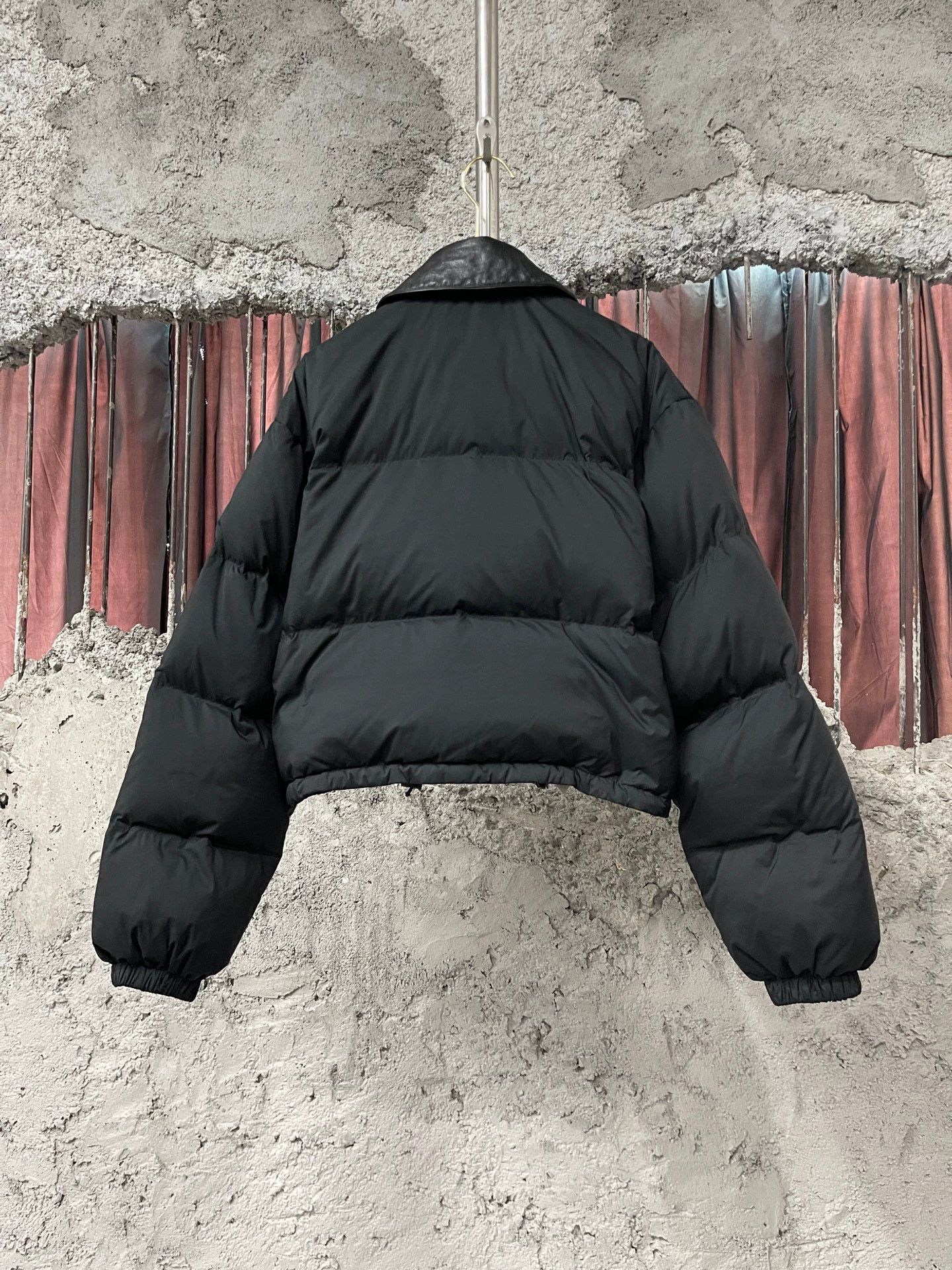 Miu Miu MIU MIU Leather Collar Down Coat 40 Size M / US 6-8 / IT 42-44 - 2 Thumbnail
