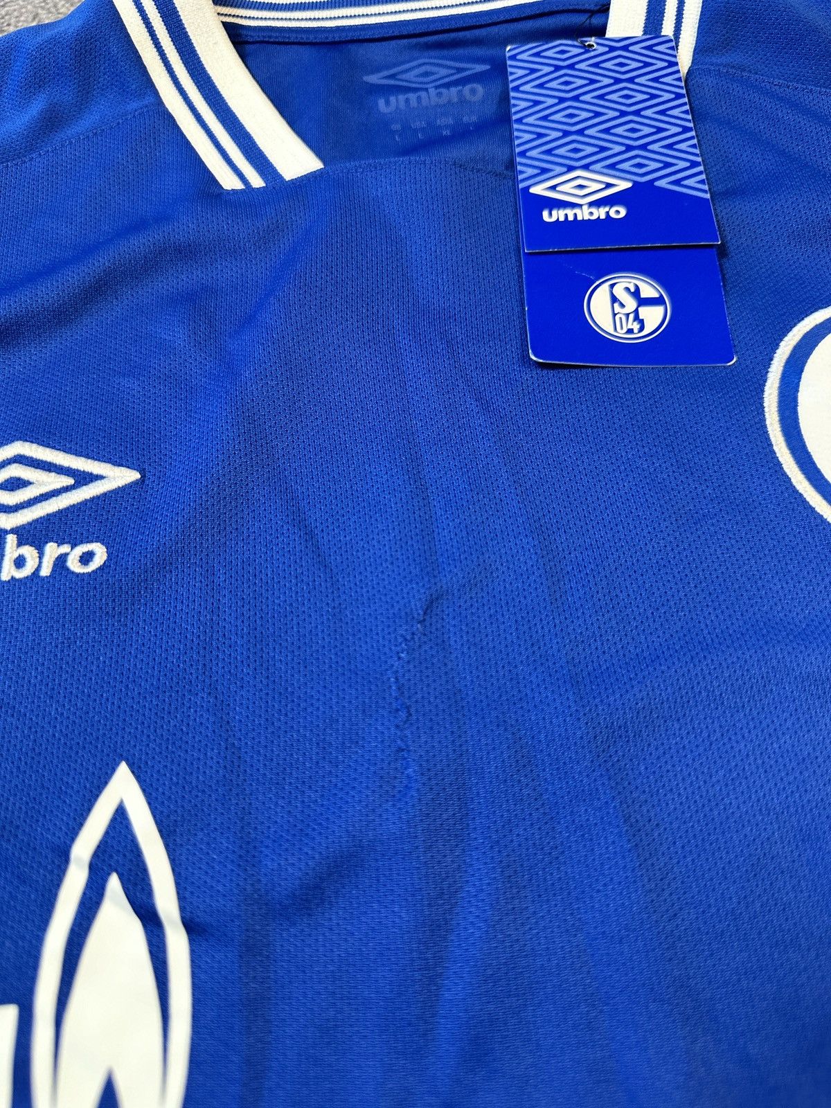 Umbro Umbro Schalke Soccer Jersey Streetwear Style Rare VTg Size US L / EU 52-54 / 3 - 3 Thumbnail
