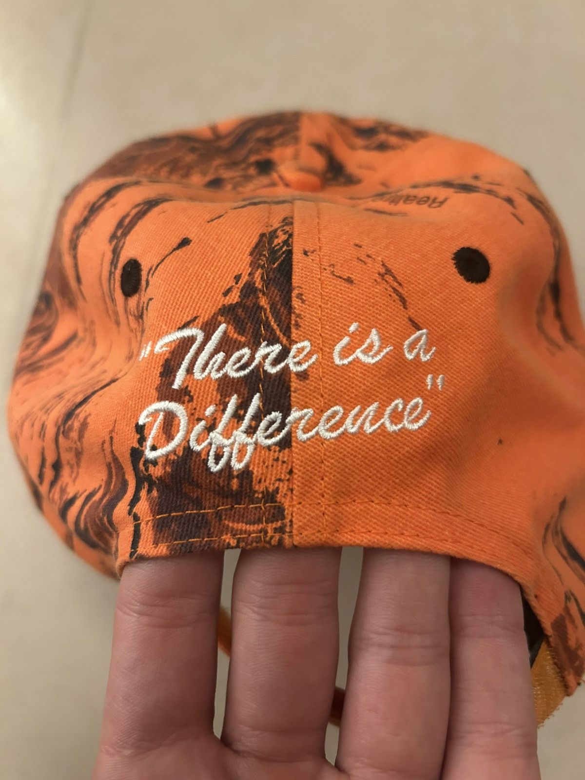 Supreme Orange RARE Supreme Realtree Cap like new Size ONE SIZE - 3 Thumbnail