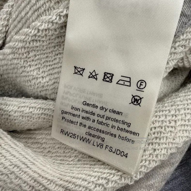 Louis Vuitton Louis Vuitton 25 Grey Hooded Sweater Dress Size XS / US 0-2 / IT 36-38 - 4 Thumbnail