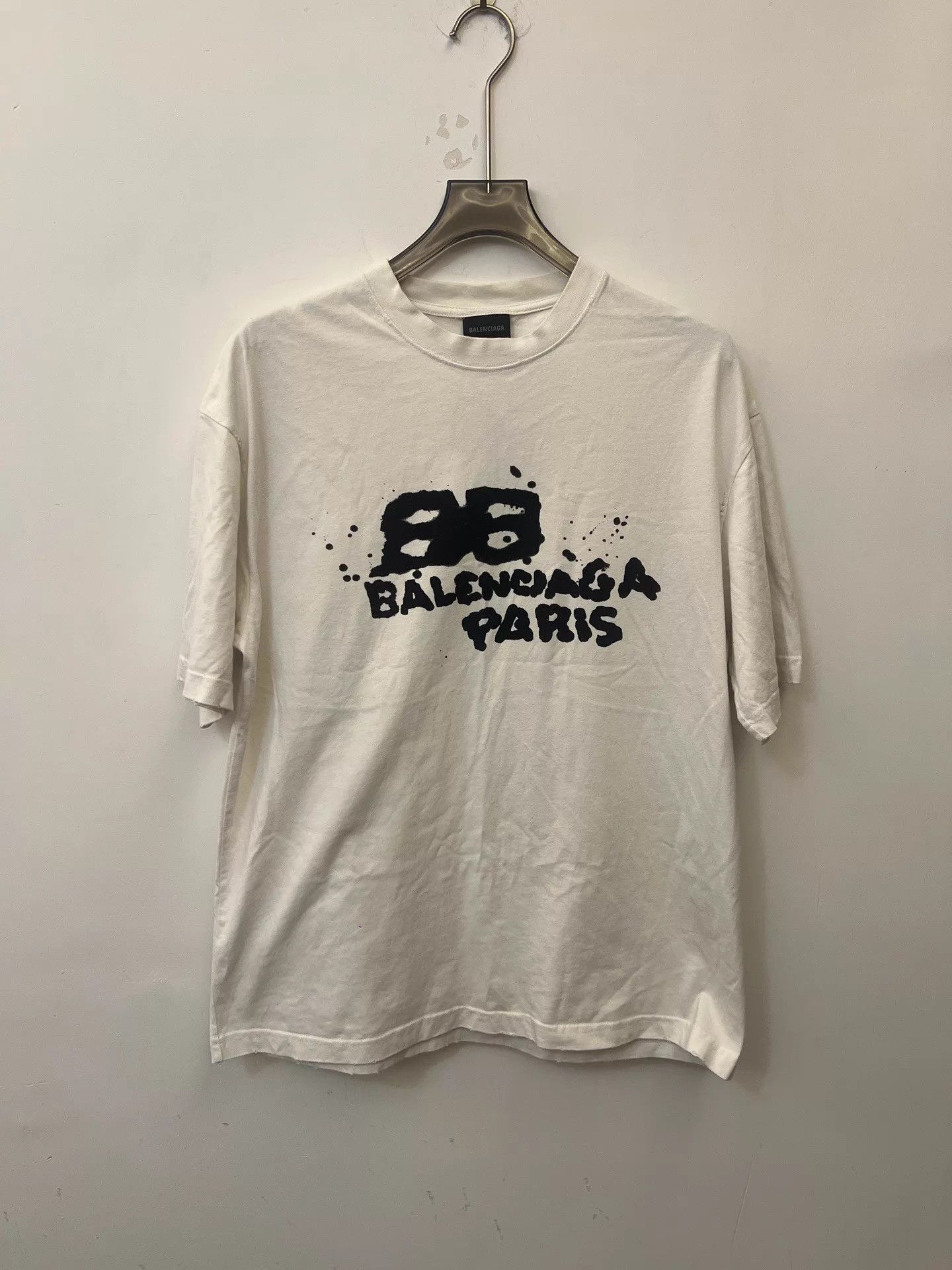 Balenciaga Balenciaga SS23 Regular Logo Print Men's White Crewneck Tee S Size US S / EU 44-46 / 1 - 1 Thumbnail