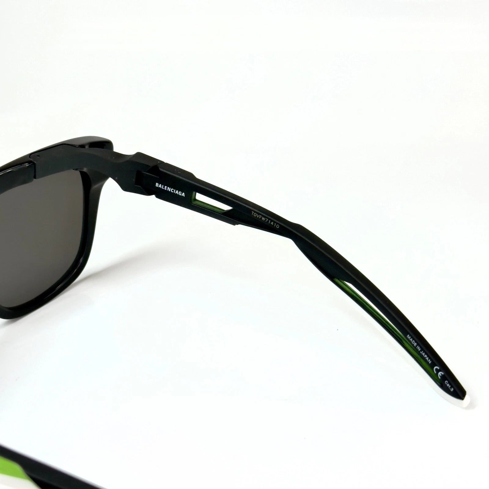 Balenciaga BALENCIAGA BB0025S HYBRID D 0025 Black Lime Sport Sunglasses Size ONE SIZE - 3 Thumbnail
