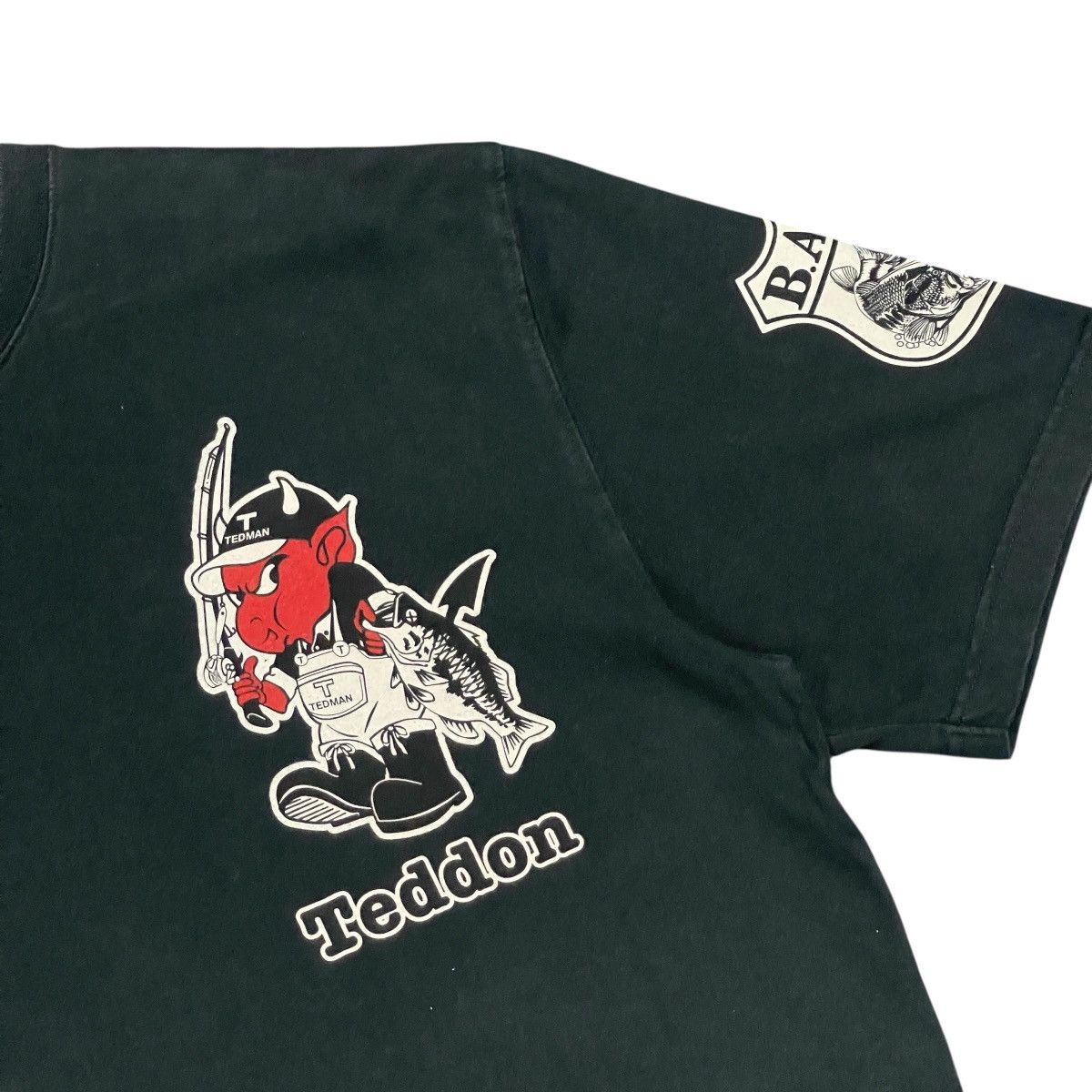 Tedman Vintage Ted Company Red Devil Bass Fishing Graphic T-Shirt Size US S / EU 44-46 / 1 - 13 Thumbnail