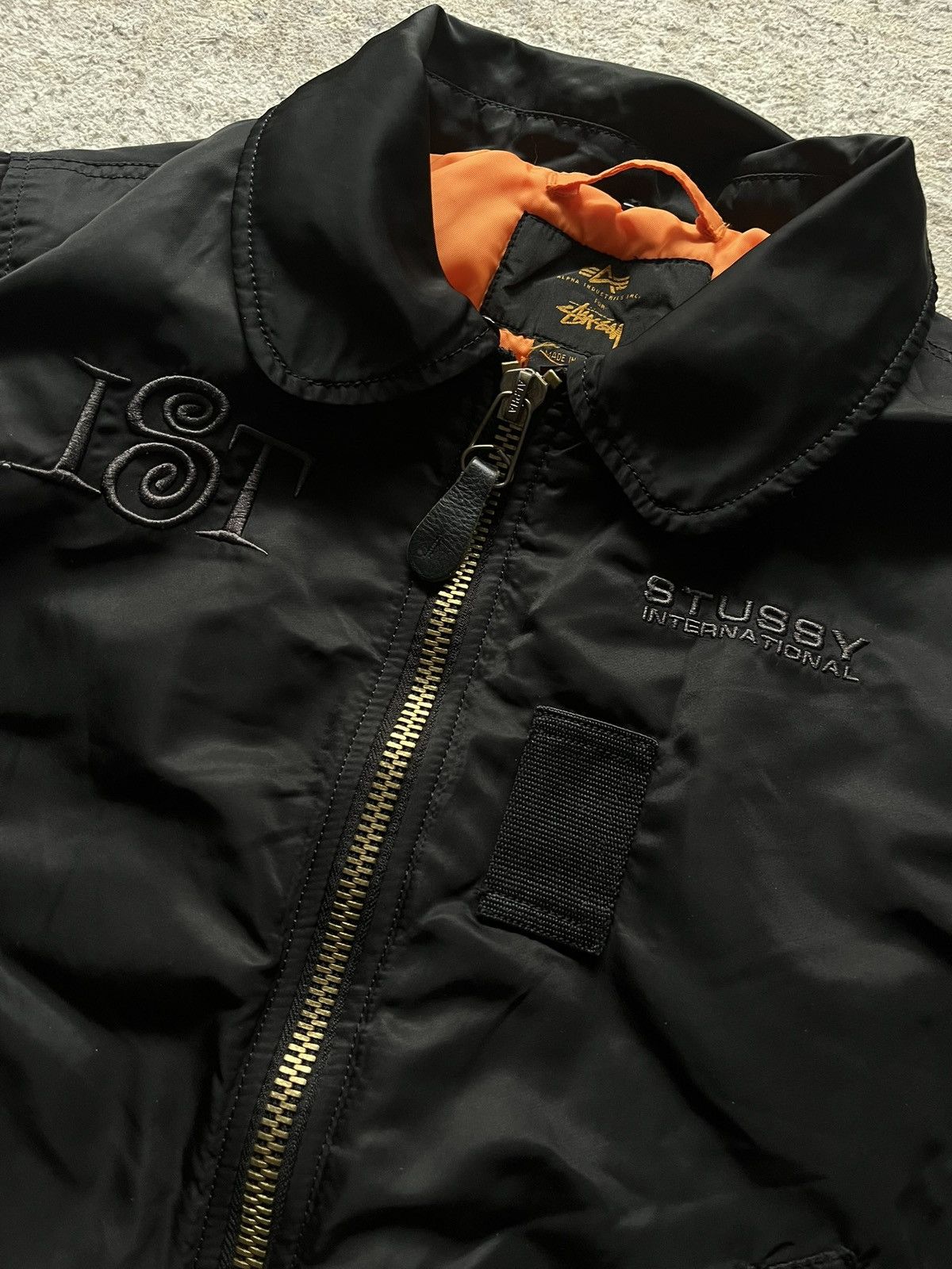 Alpha Industries × Stussy Stussy x Alpha Industries Bomber Very Rare 1/1 Boxy Sample Size US S / EU 44-46 / 1 - 19 Thumbnail