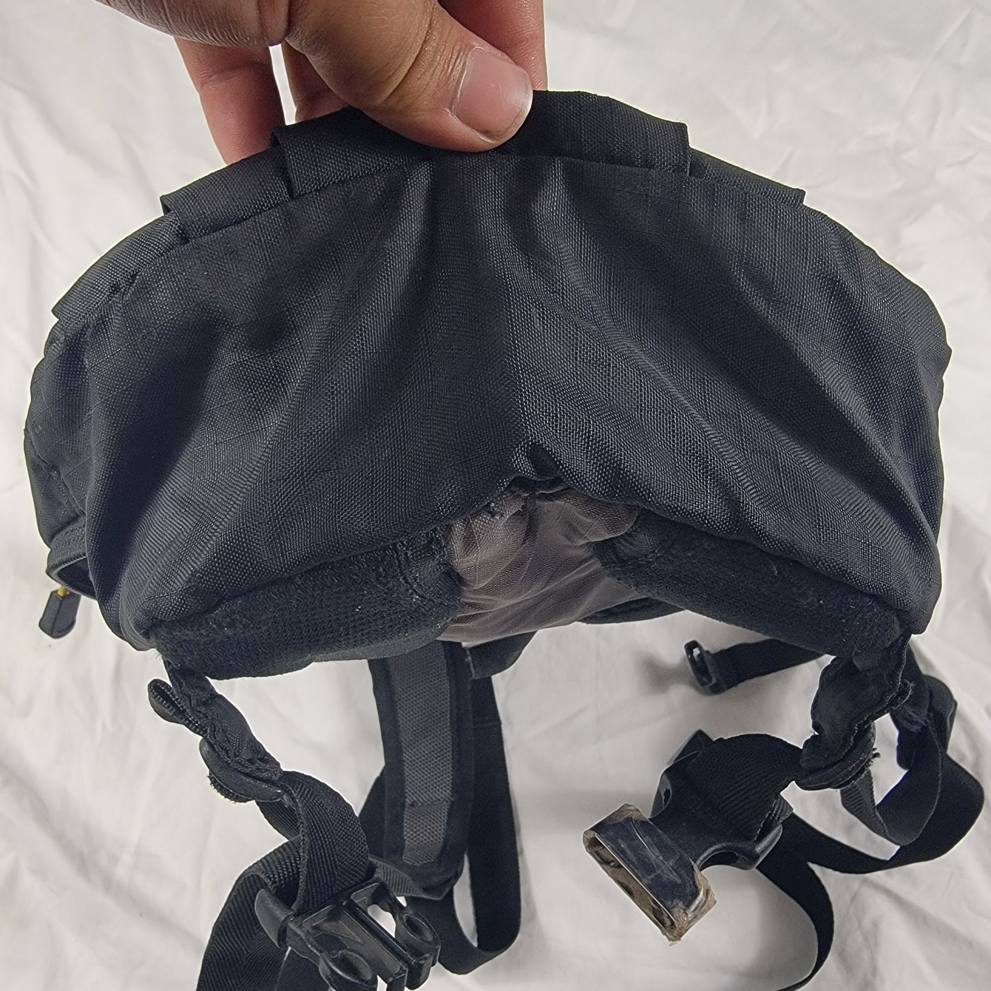 Other CamelBak Blowfish Expandable Hydration Backpack Black Blue H Size ONE SIZE - 8 Thumbnail