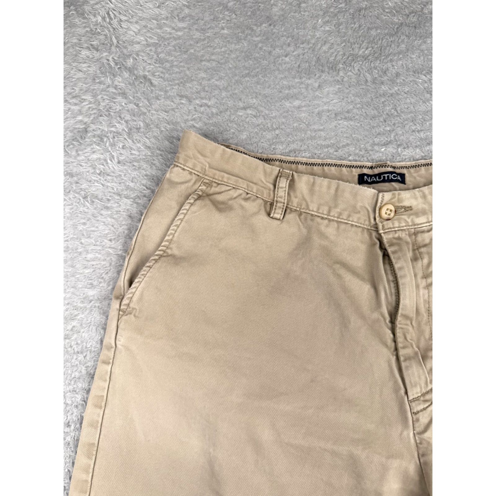 Nautica Nautica Men's Shorts Chino Casual 36 Beige Cotton 100% Twill 9 in Inseam Classic Fit Regular Size 36 Mens Size US 36 / EU 52 - 4 Thumbnail
