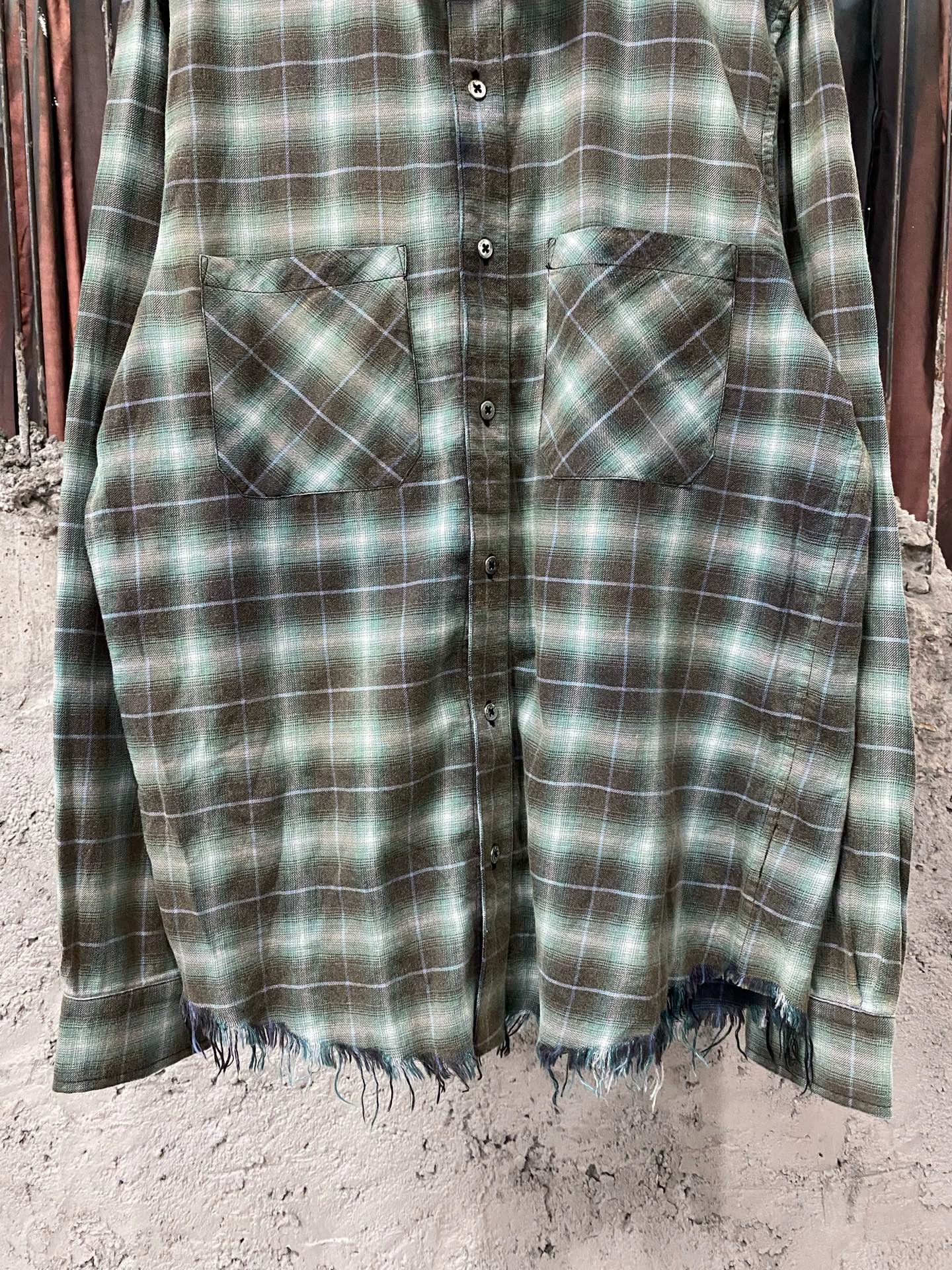Amiri Amiri Men's Destroyed Shirt 38 New Size US S / EU 44-46 / 1 - 4 Thumbnail