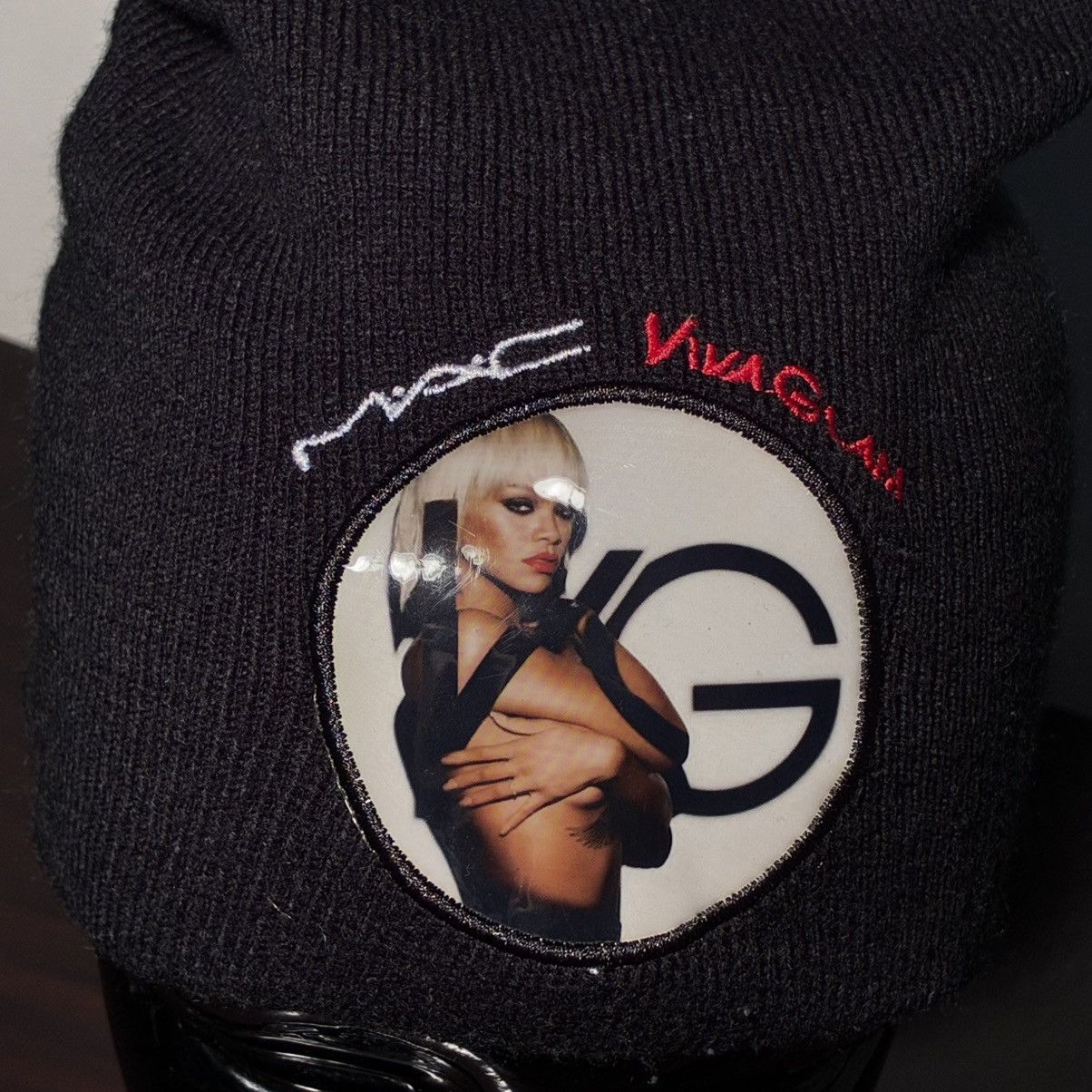 Other Rihanna MAC viva glam black beanie Size ONE SIZE - 2 Thumbnail