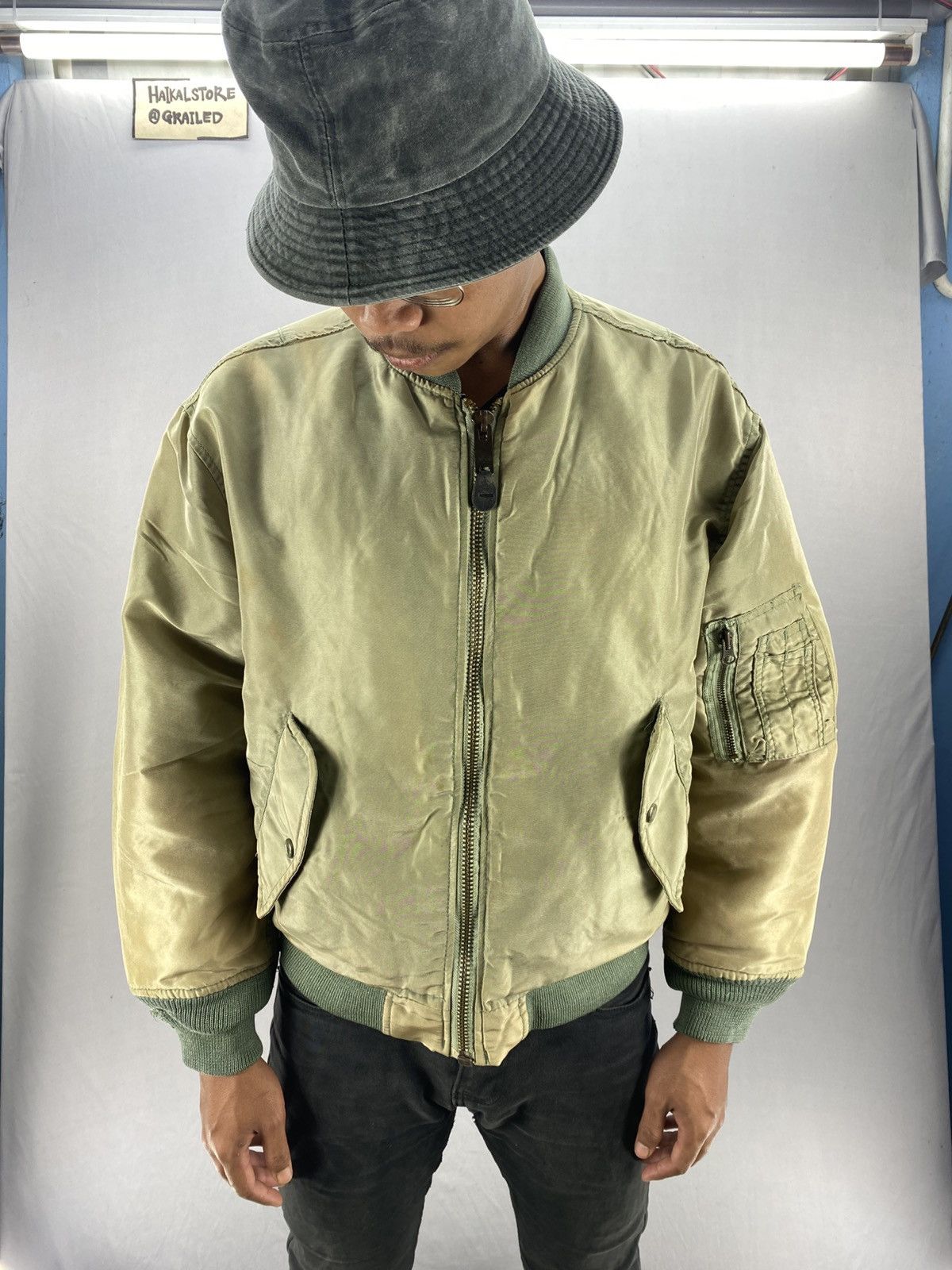 Avirex Vintage 90’s Avirex bomber Jacket Reversible Size US M / EU 48-50 / 2 - 14 Thumbnail