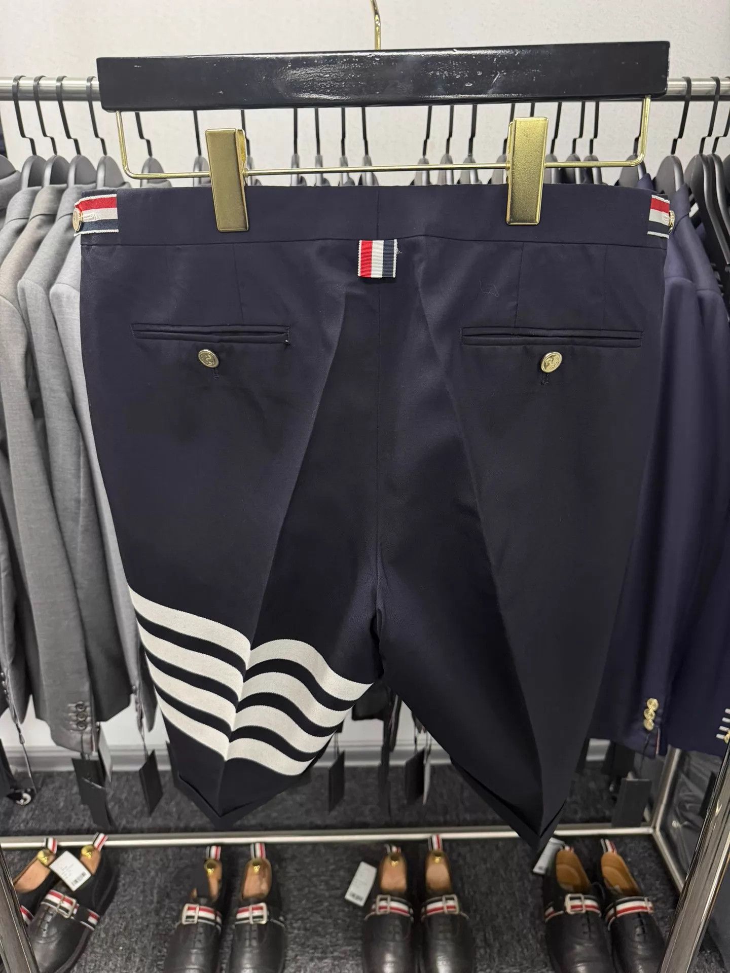 Thom Browne Thom Browne 4-Bar Navy Blue Gold Buttons Suit Shorts Size 2 Size US 34 / EU 50 - 2 Thumbnail