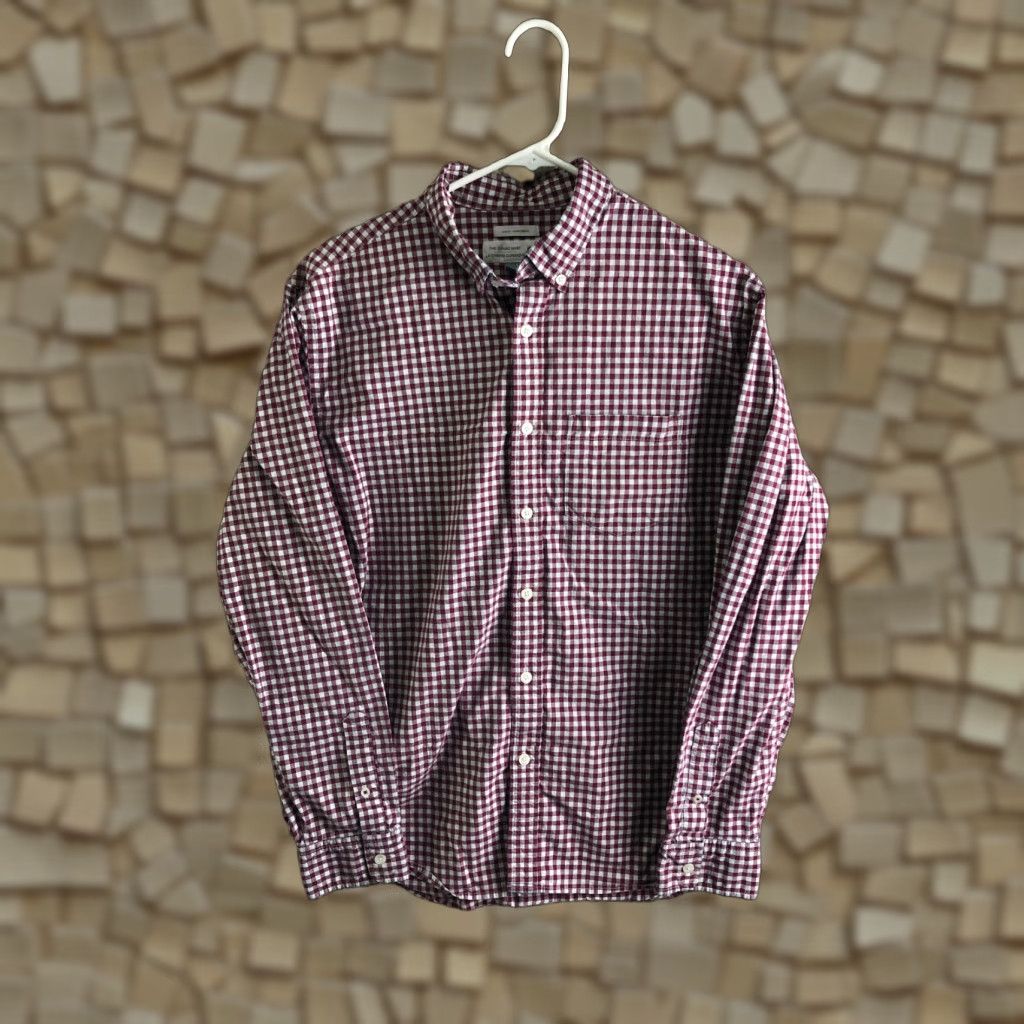 Old Navy Old Navy Mens Large Red Plaid Long Sleeve Button Down Collar Shirt Size US L / EU 52-54 / 3 - 1 Thumbnail