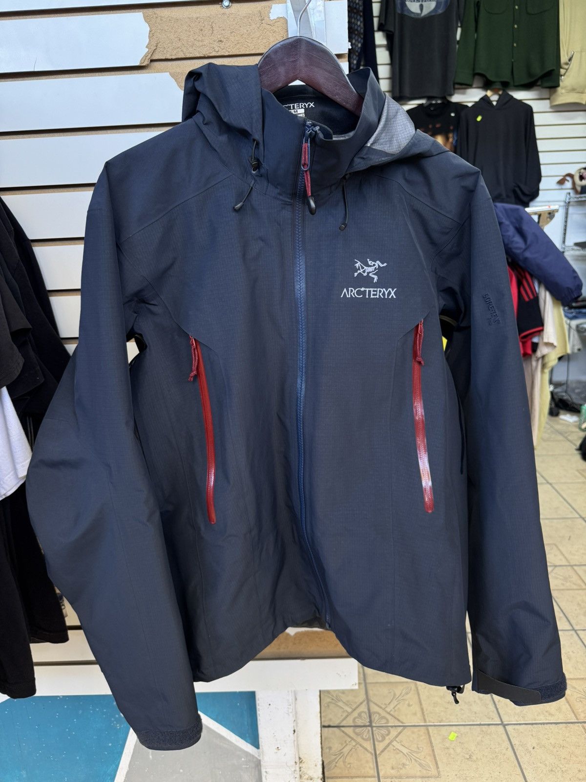 Arc'teryx Arc’teryx Goretex Beta AR Nighthawk Jacket Size US M / EU 48-50 / 2 - 1 Thumbnail