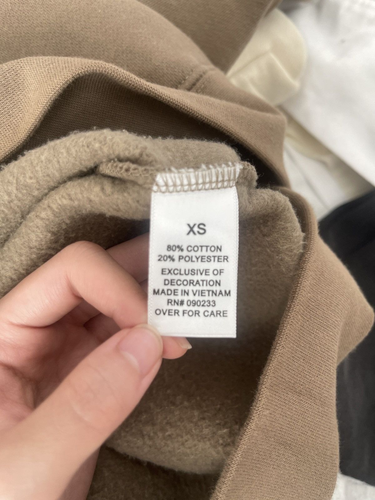 Fear of God Fear of God Essentials Pullover Hoodie Applique Logo Tuape Size US XS / EU 42 / 0 - 5 Thumbnail