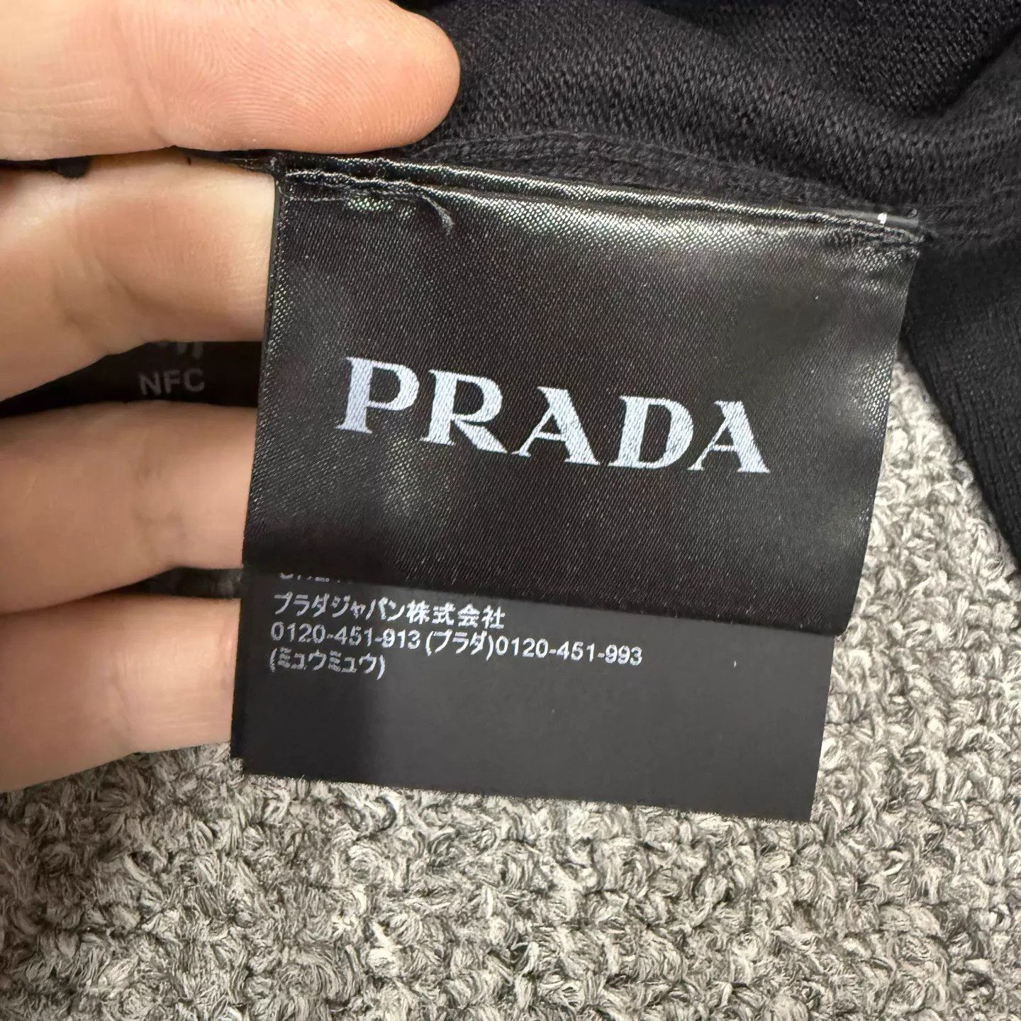 Prada Prada 24 Cashmere Sweater Black 46 NWT Size US S / EU 44-46 / 1 - 4 Thumbnail