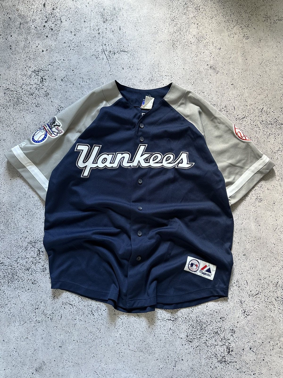 Majestic Vintage Majestic New York Yankees Derek Jeter Baseball Jersey Size US XL / EU 56 / 4 - 1 Thumbnail