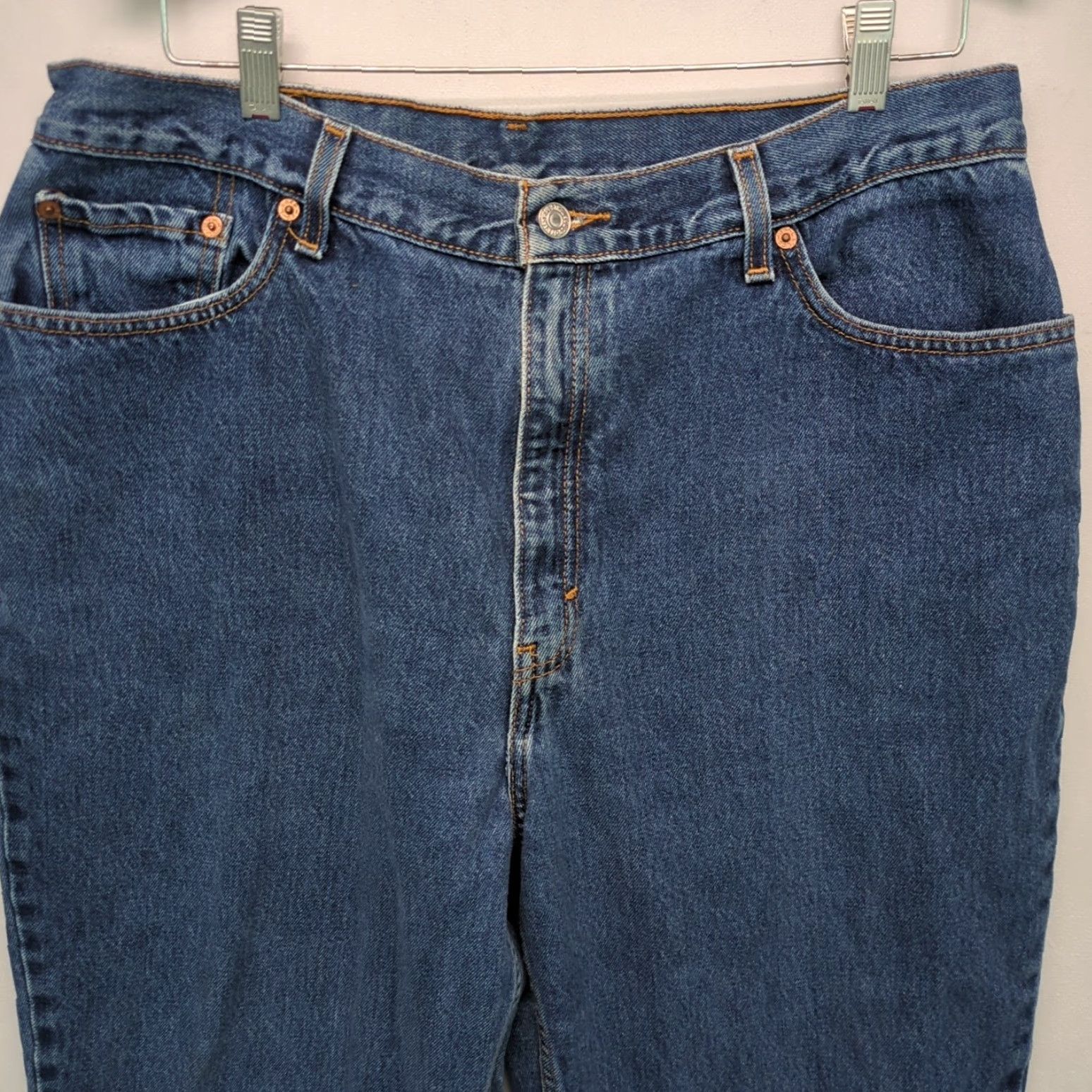 Levi's VINTAGE Levi's 550 Jeans Women Size 18WS Medium Wash Straight Leg 1999 Model Levi's 550 Womens Jeans Trend Mom Fit Mens? Size 40" / US 18 - 5 Thumbnail
