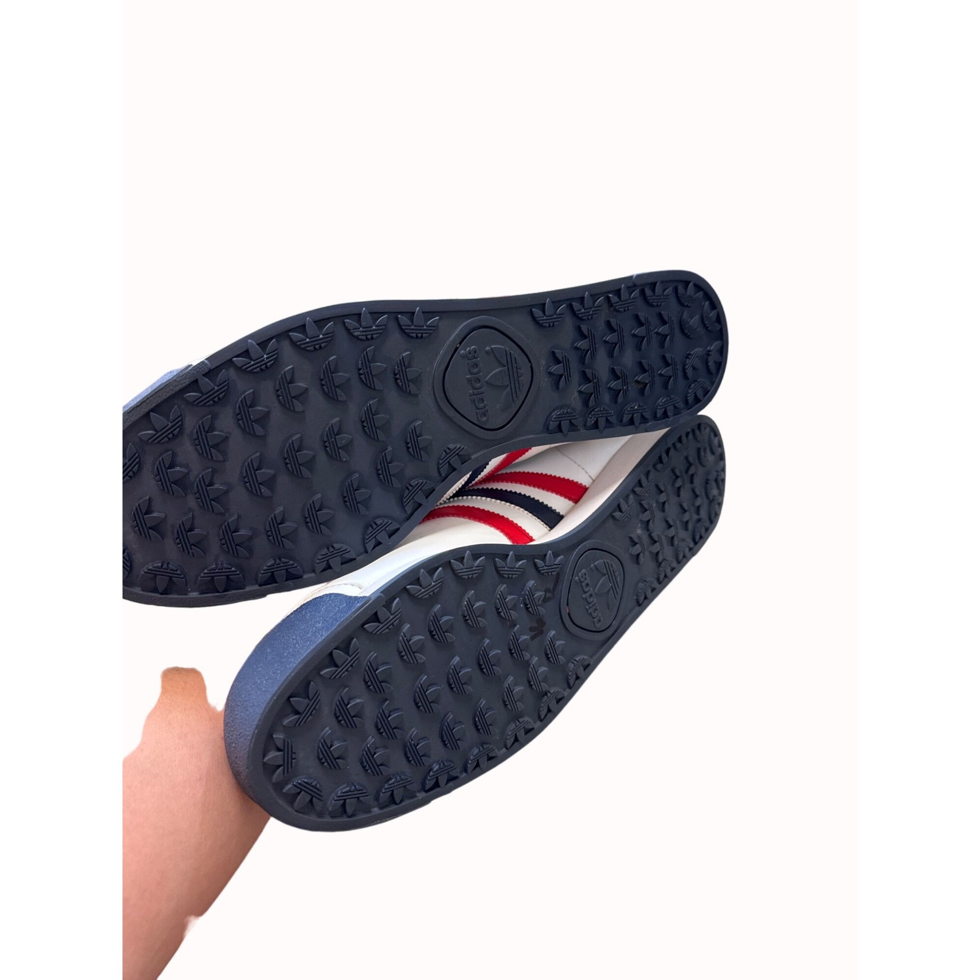Adidas Adidas Samoa G56275 men’s white red white blue shoe sneakers Size US 13 / EU 46 - 12 Thumbnail
