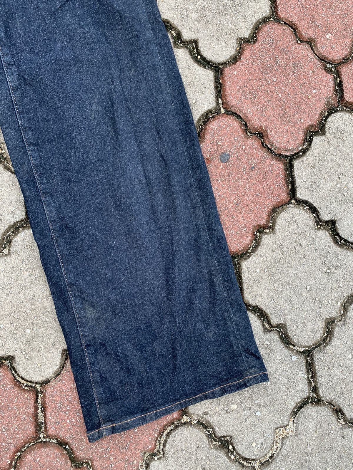 Japanese Brand × Uniqlo Steals! Uniqlo Flare Jeans Denim Japanese Brand Size 27" / US 4 / IT 40 - 7 Thumbnail