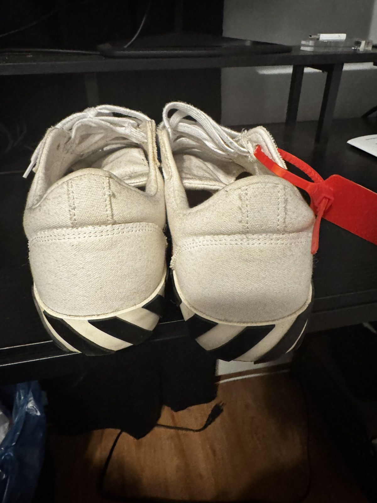 Off-White Off White Vulcanized Low Top Size US 12 / EU 45 - 7 Thumbnail
