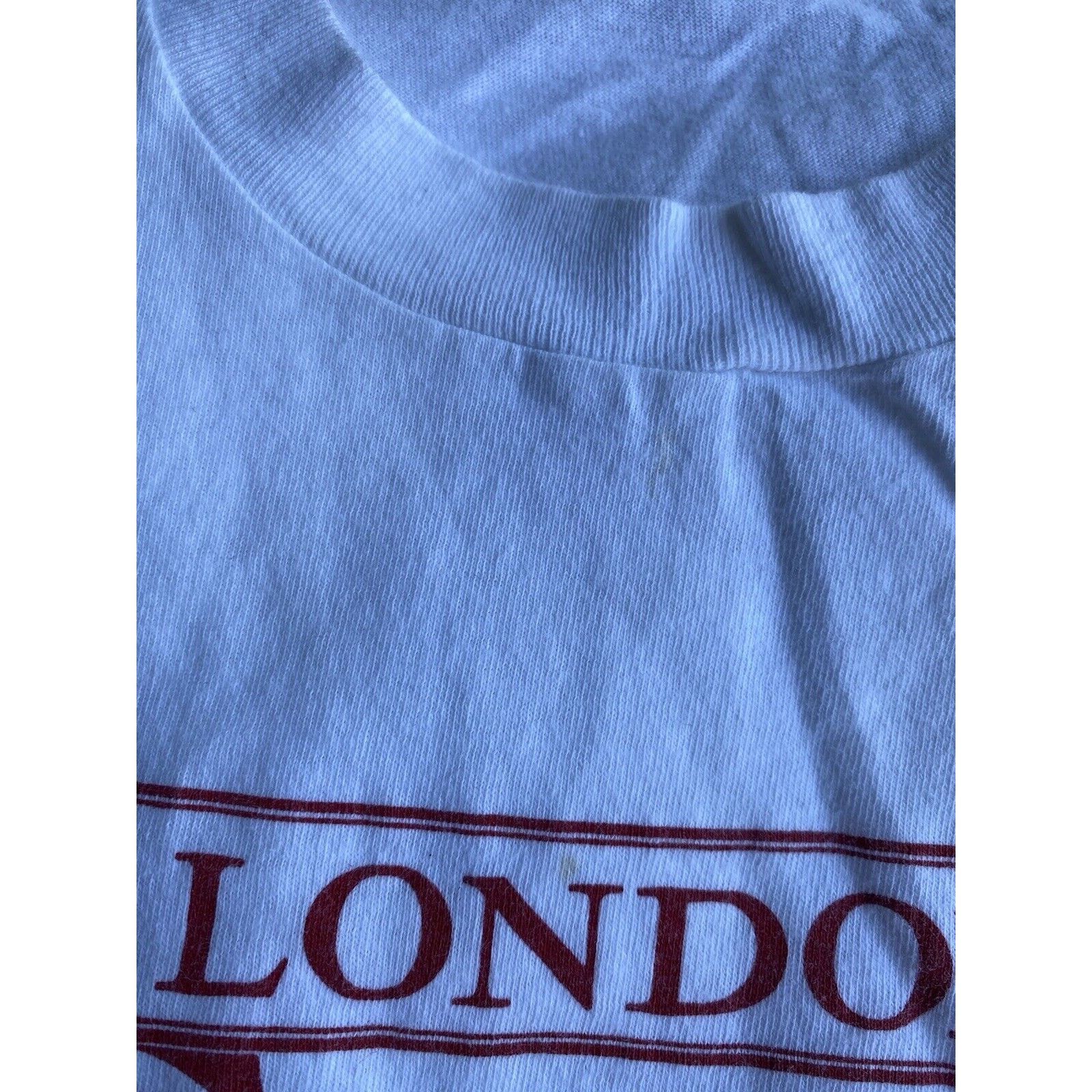 Vintage Vintage 90’s London Royal Guard Single Stitch White Shirt Size US L / EU 52-54 / 3 - 10 Thumbnail