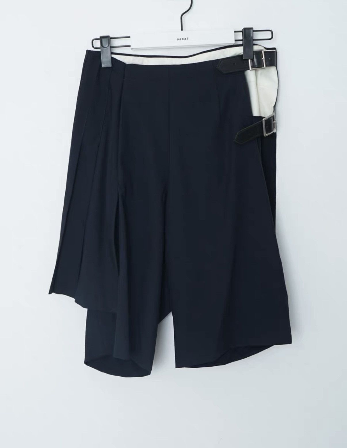 Comme des Garcons Comme des Garçons Double Pleated Wool Shorts Size US 32 / EU 48 - 7 Thumbnail