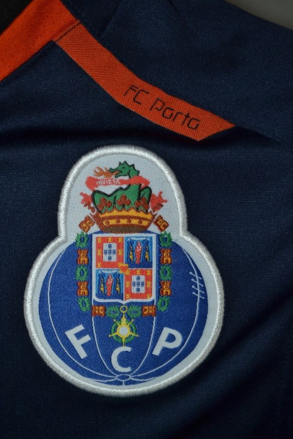 Nike 2007-08 FC Porto Nike Total 90 Player Issue Training Vest Size US S / EU 44-46 / 1 - 6 Thumbnail