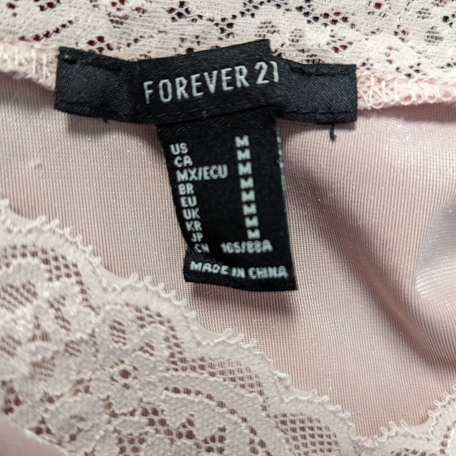 Forever 21 Forever 21 Lace Trim Velvet Cami- Medium Size M / US 6-8 / IT 42-44 - 4 Thumbnail