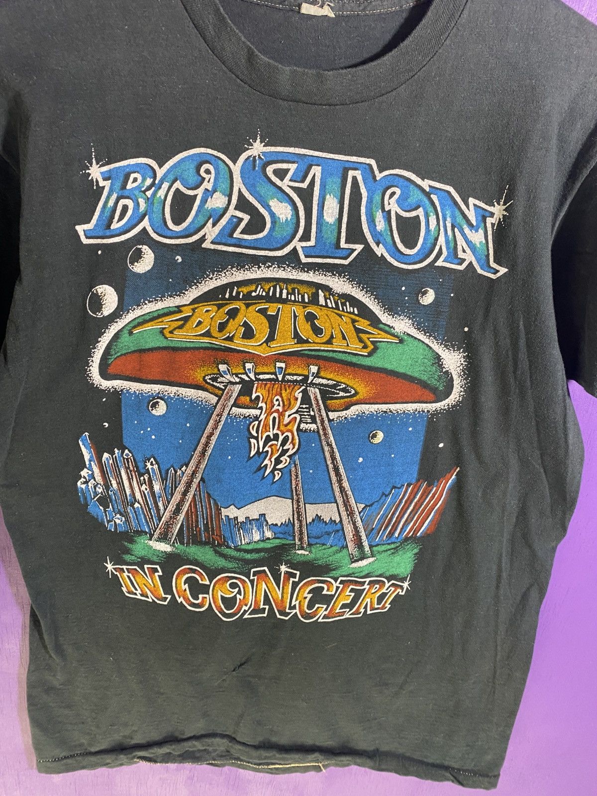 Band Tees × Vintage Vintage 1979 Boston in concert parking lot tee Size US M / EU 48-50 / 2 - 3 Thumbnail