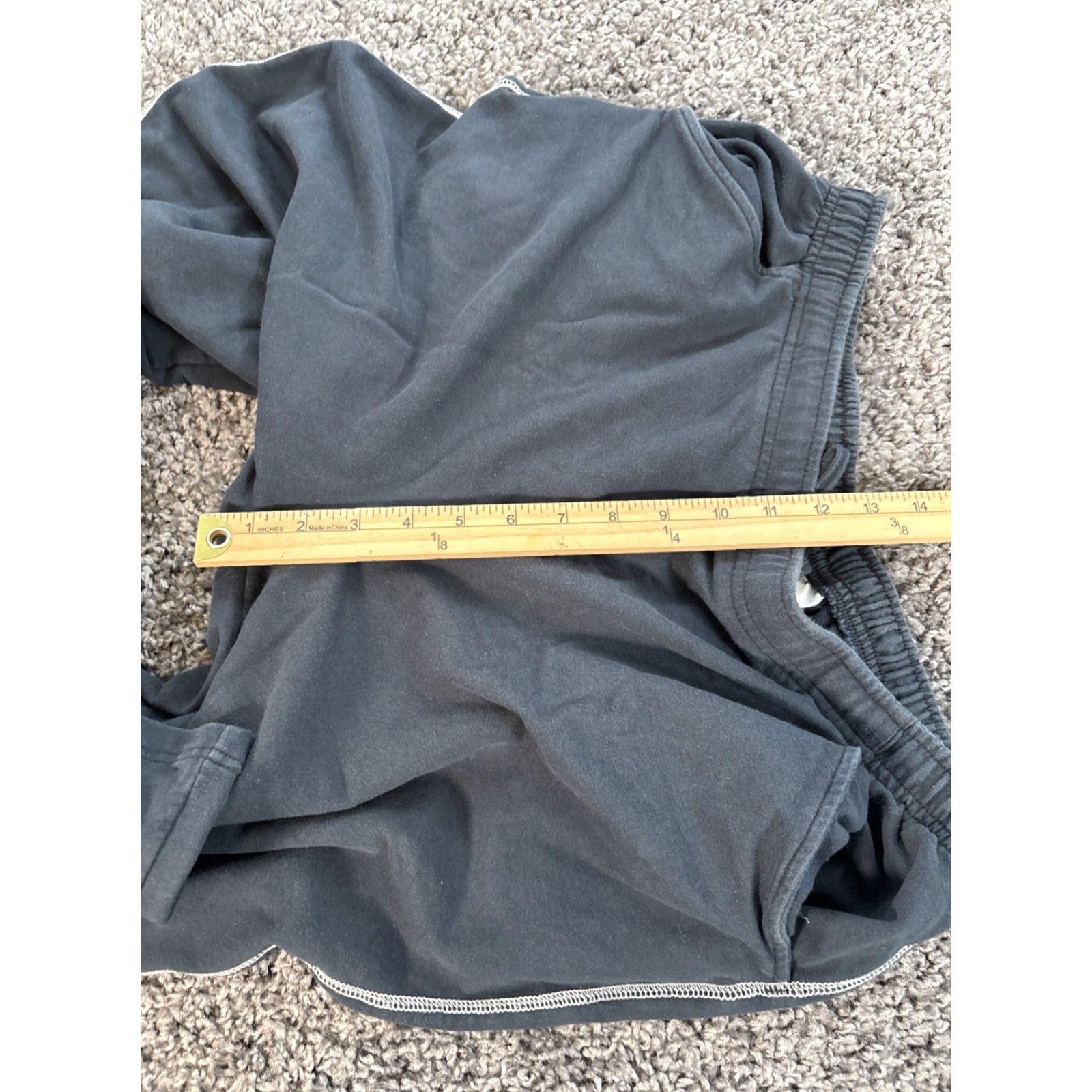 Nike VINTAGE Nike Sweatpants Womens XL Gray Stripe Grunge Y2K Pants Womens XL Gray Striped Grunge Activewear Size 40" / US 18 - 5 Thumbnail