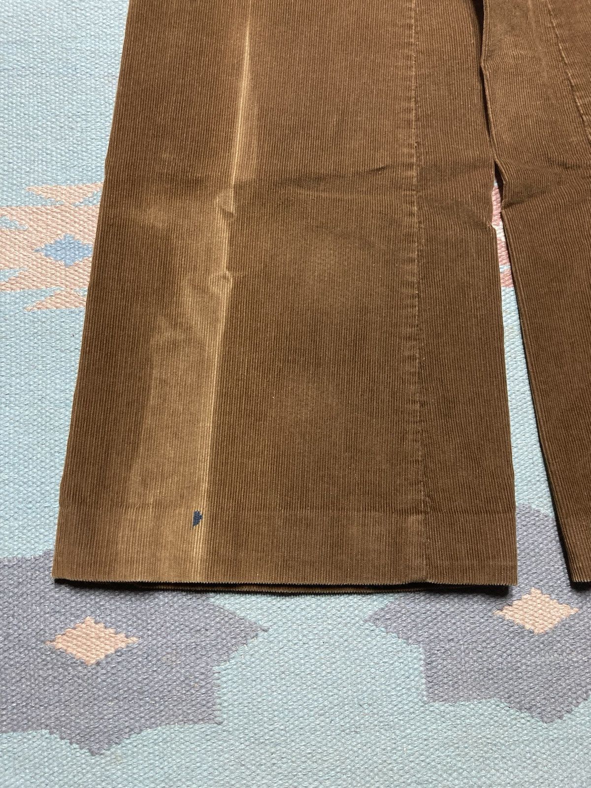 Levi's × Vintage 70s Levi’s corduroy bell bottoms elephant flare fade 9 24x31 Size 24" / US 00 / IT 34 - 7 Thumbnail
