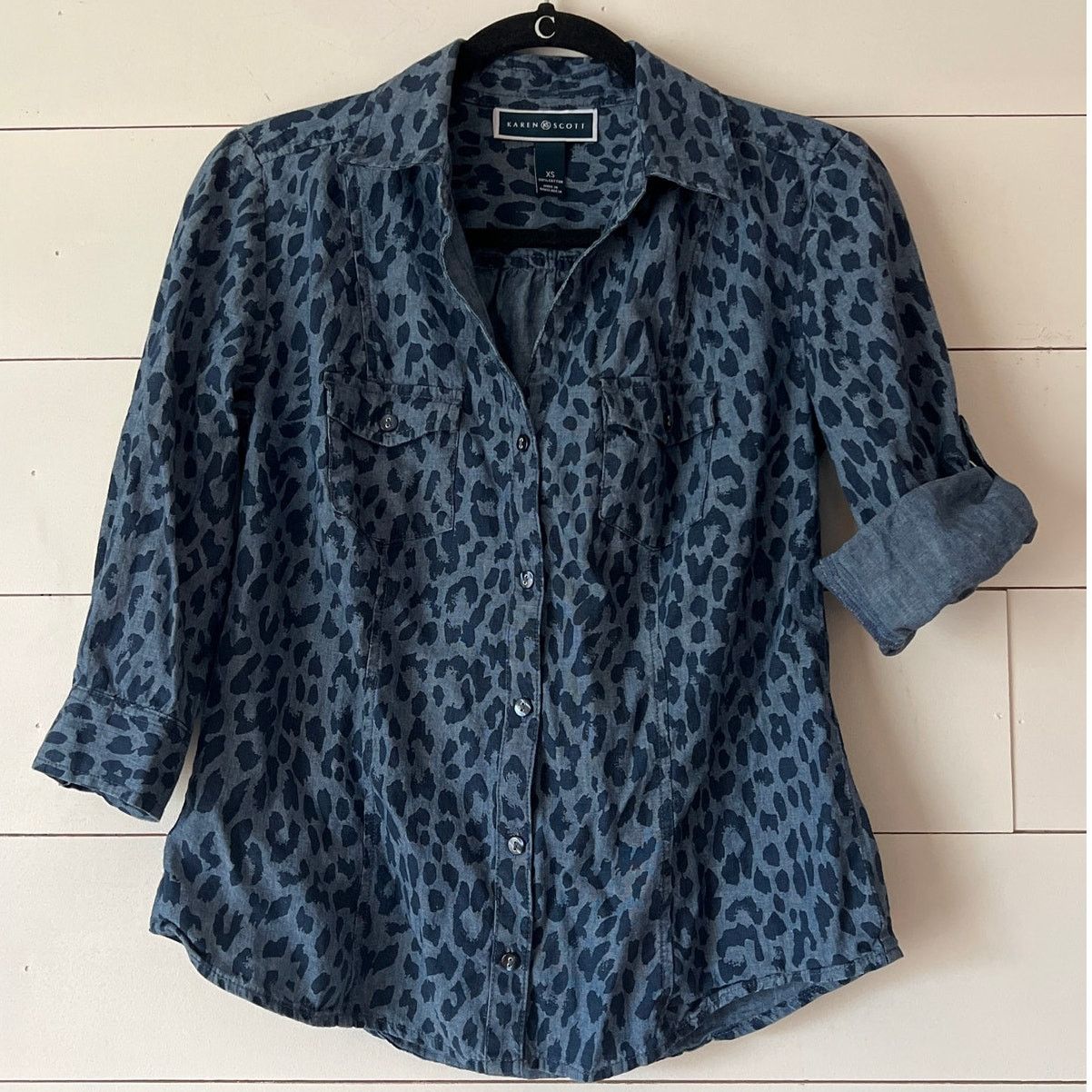 Other Karen Scott 3/4 sleeve button up animal print denim top XS Size XS / US 0-2 / IT 36-38 - 1 Thumbnail