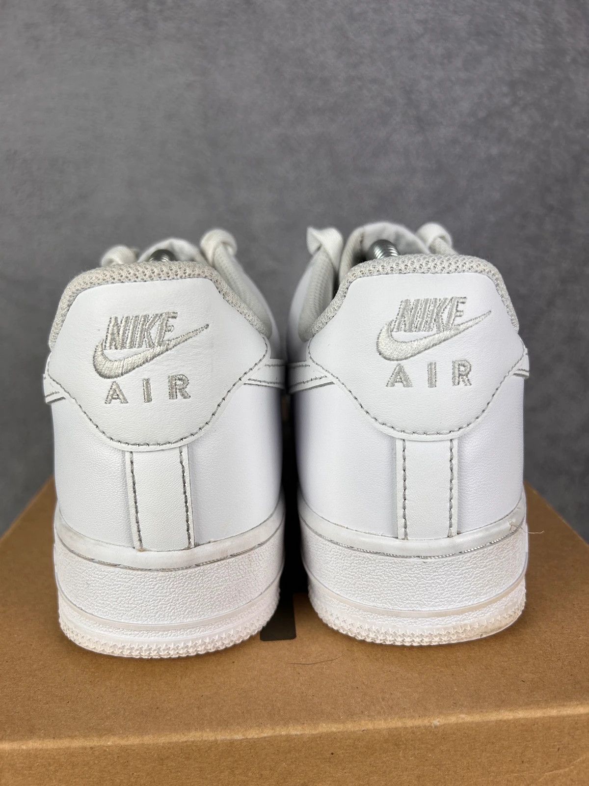 Nike Nike Air Force 1 low AF-1 tripple white sneakers swoosh Size US 8 / EU 41 - 4 Thumbnail