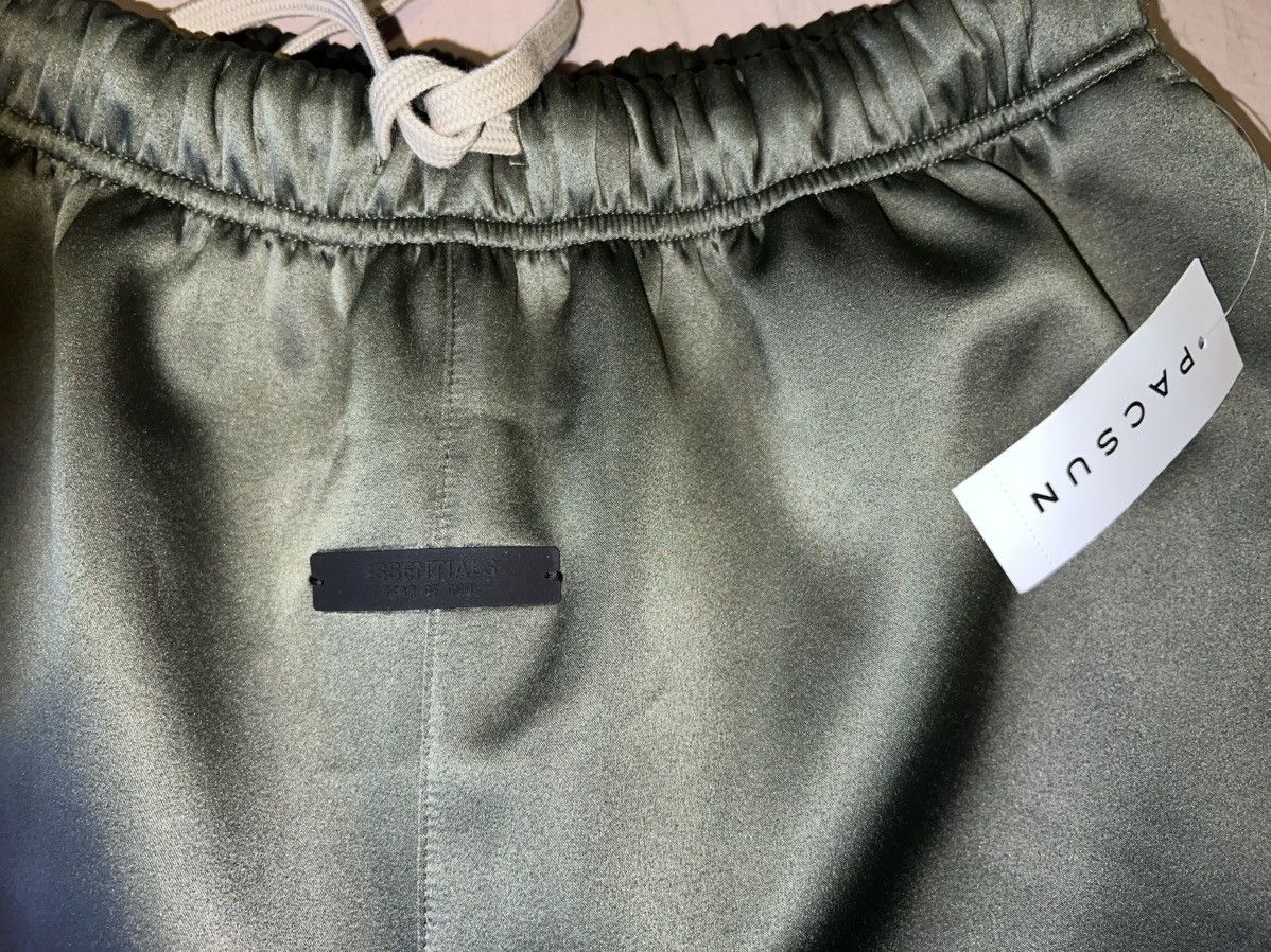 Fear of God × Pacsun Fear of God x Pacsun Satin Nylon Sweatpants Size US 30 / EU 46 - 2 Thumbnail