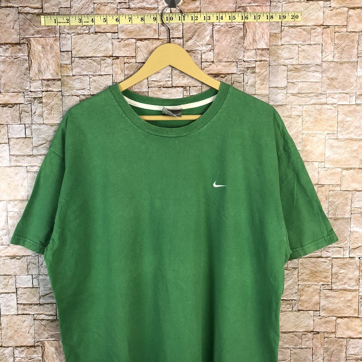 Nike Nike Green T-Shirt #A542 Size US XL / EU 56 / 4 - 2 Thumbnail