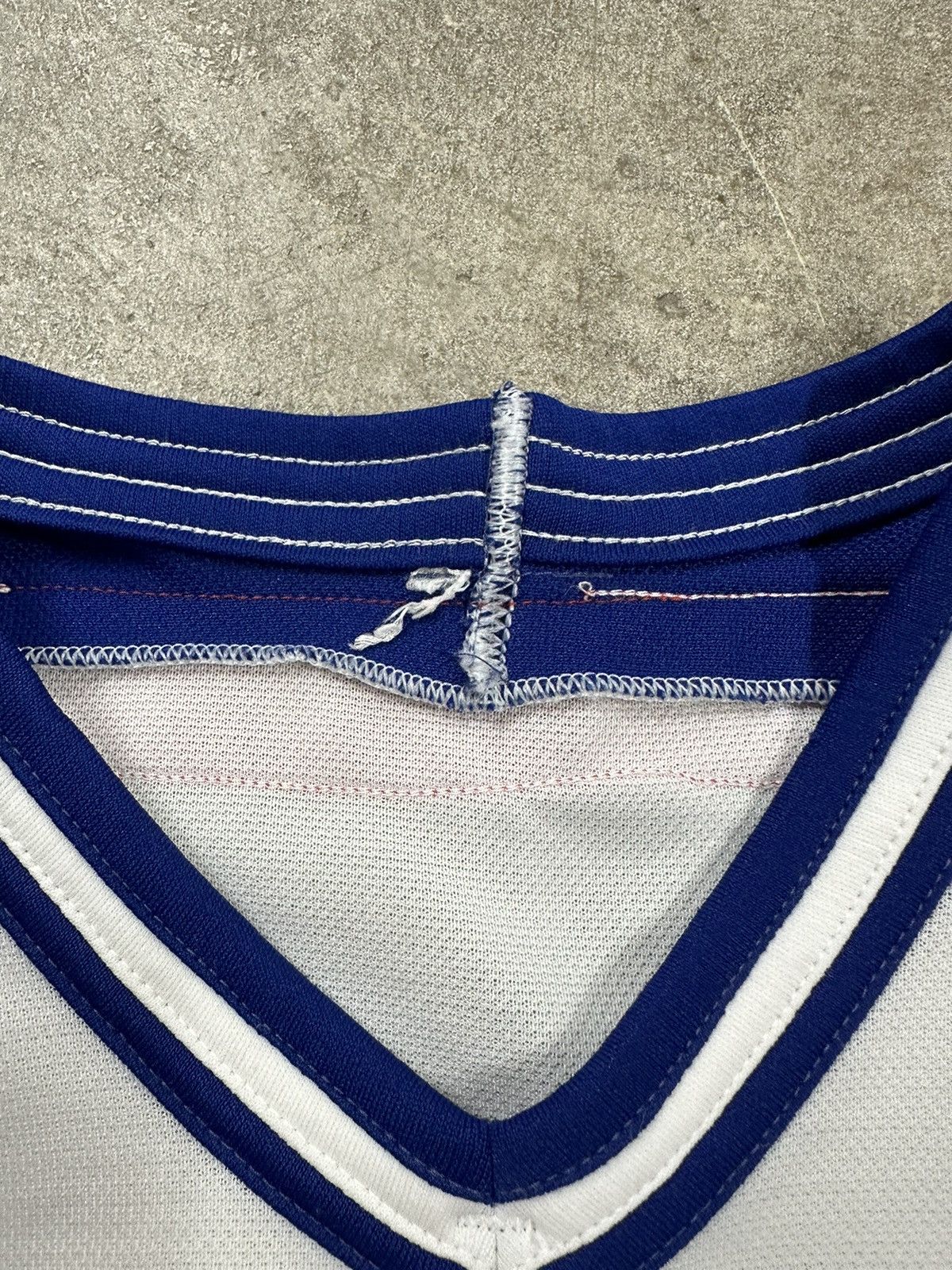 Ccm Vintage 80s CCM Winnipeg Jets NHL Hockey Jersey YOUTH Size XS / US 0-2 / IT 36-38 - 21 Thumbnail