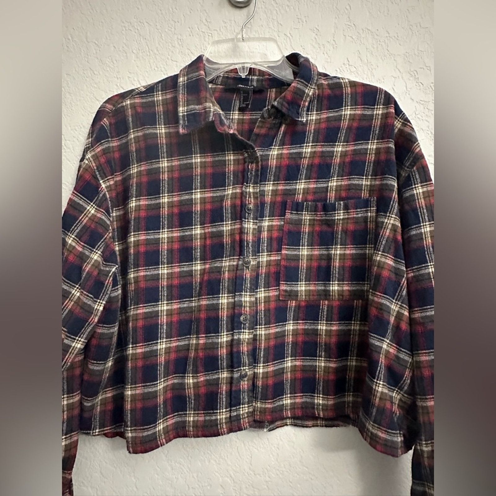 Forever 21 Forever 21 Flannel Cropped Plaid Button Shirt Womens Large Size L / US 10 / IT 46 - 3 Thumbnail