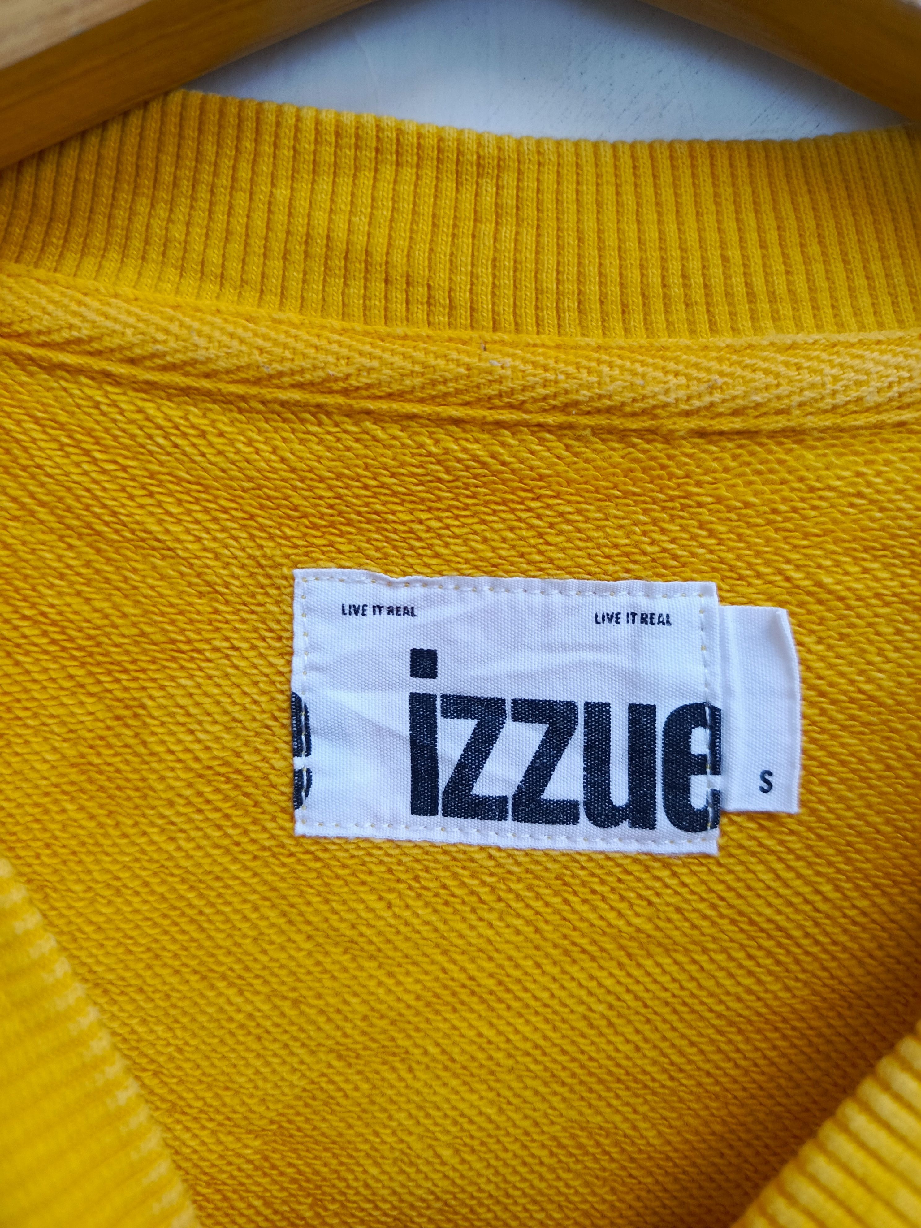 izzue izzue “Live It Real” Crewneck – Casual Everyday Flex Size S / US 4 / IT 40 - 5 Thumbnail