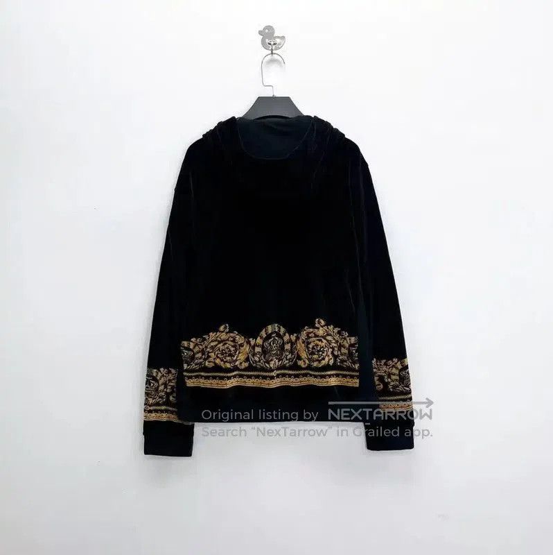Versace Versace Men's Black Hooded Jacket with Gold Details . Size US L / EU 52-54 / 3 - 2 Thumbnail