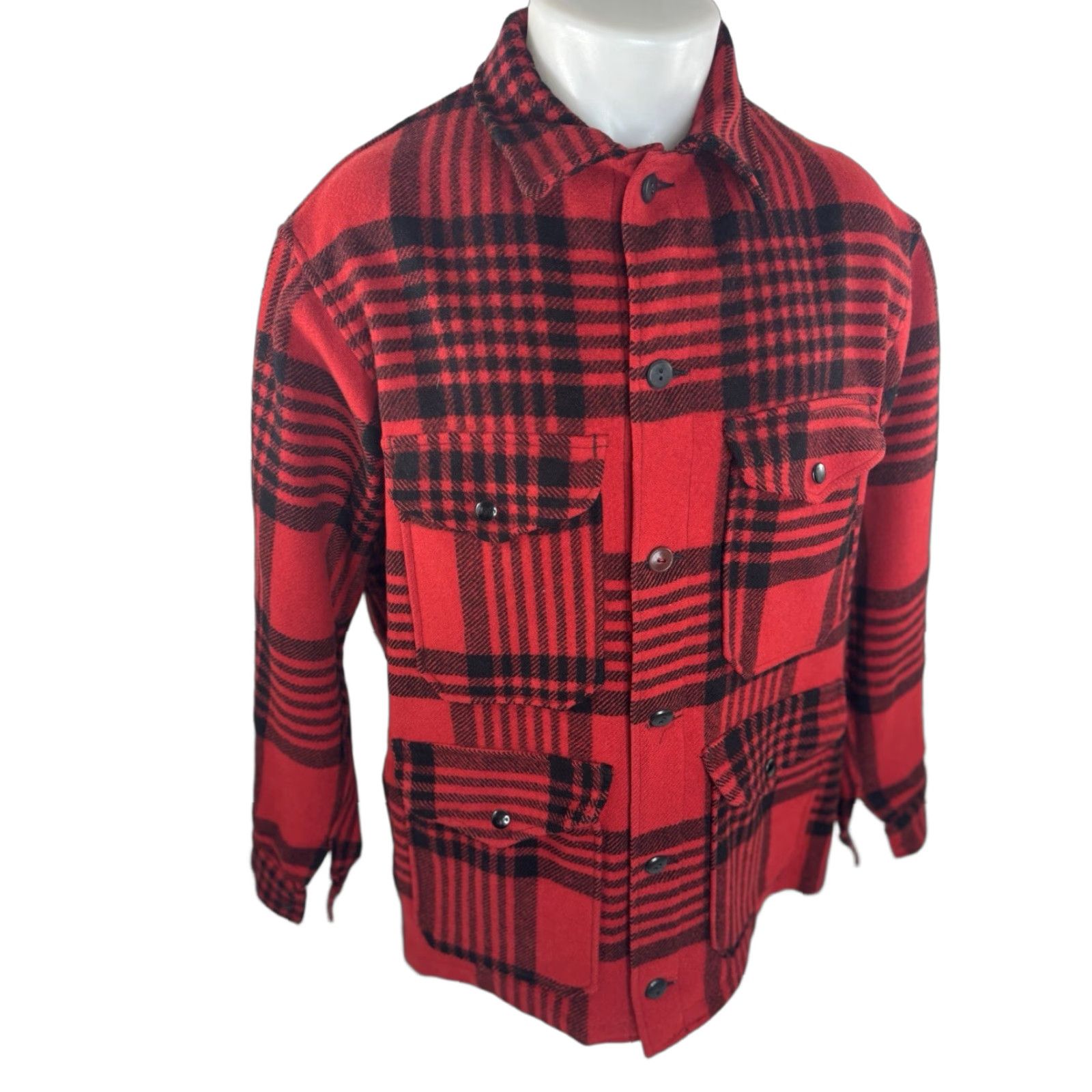 Pendleton Pendleton - Vintage Mackinaw WOOL Plaid Hunting Ranch Field L Jacket Coat Mens Size L Red / Black 90s Size US L / EU 52-54 / 3 - 1 Thumbnail