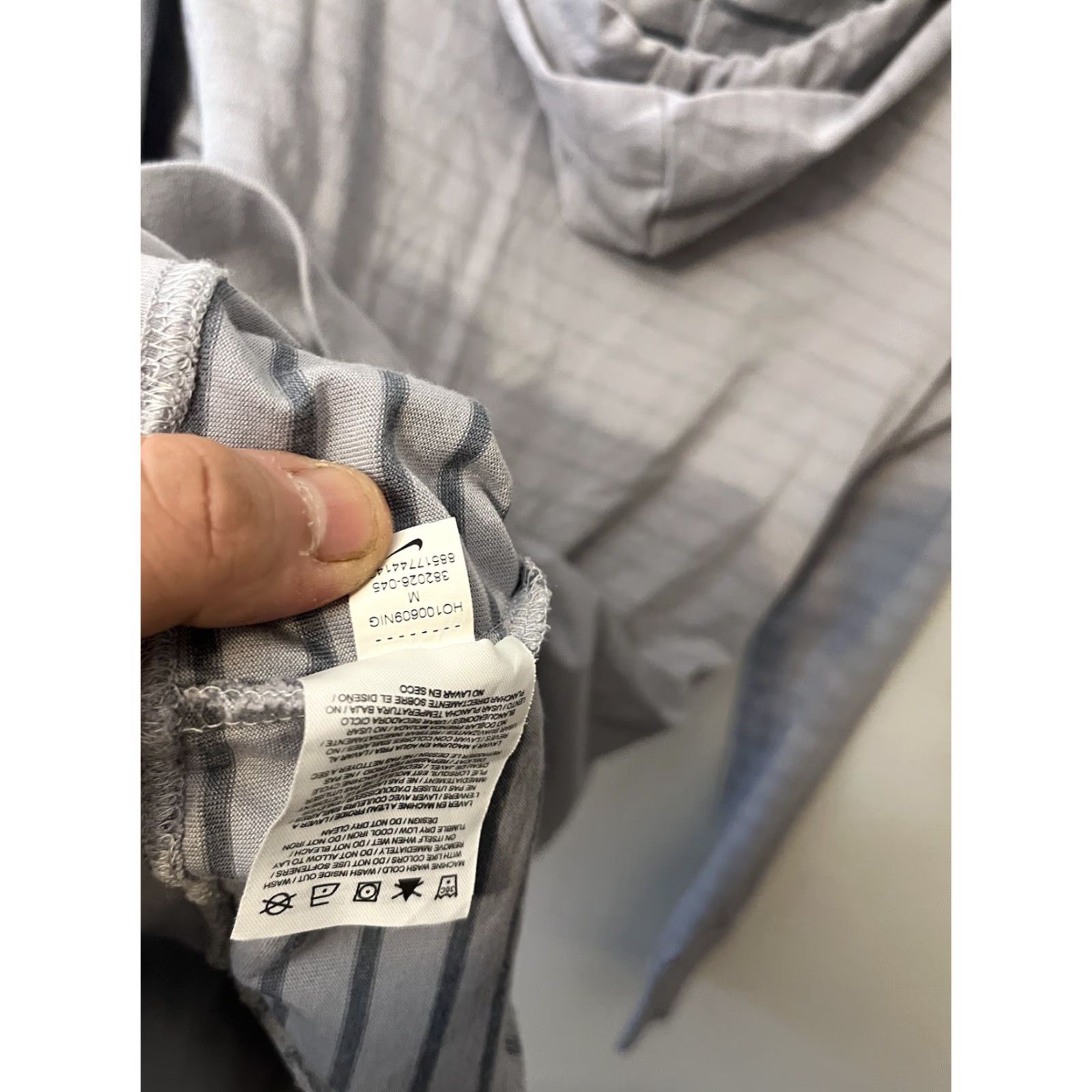 Nike Nike Hoodie The Athletic Dept. Womens M Gray Striped Pullover Lightweight Crew Neck Size M / US 6-8 / IT 42-44 - 5 Thumbnail