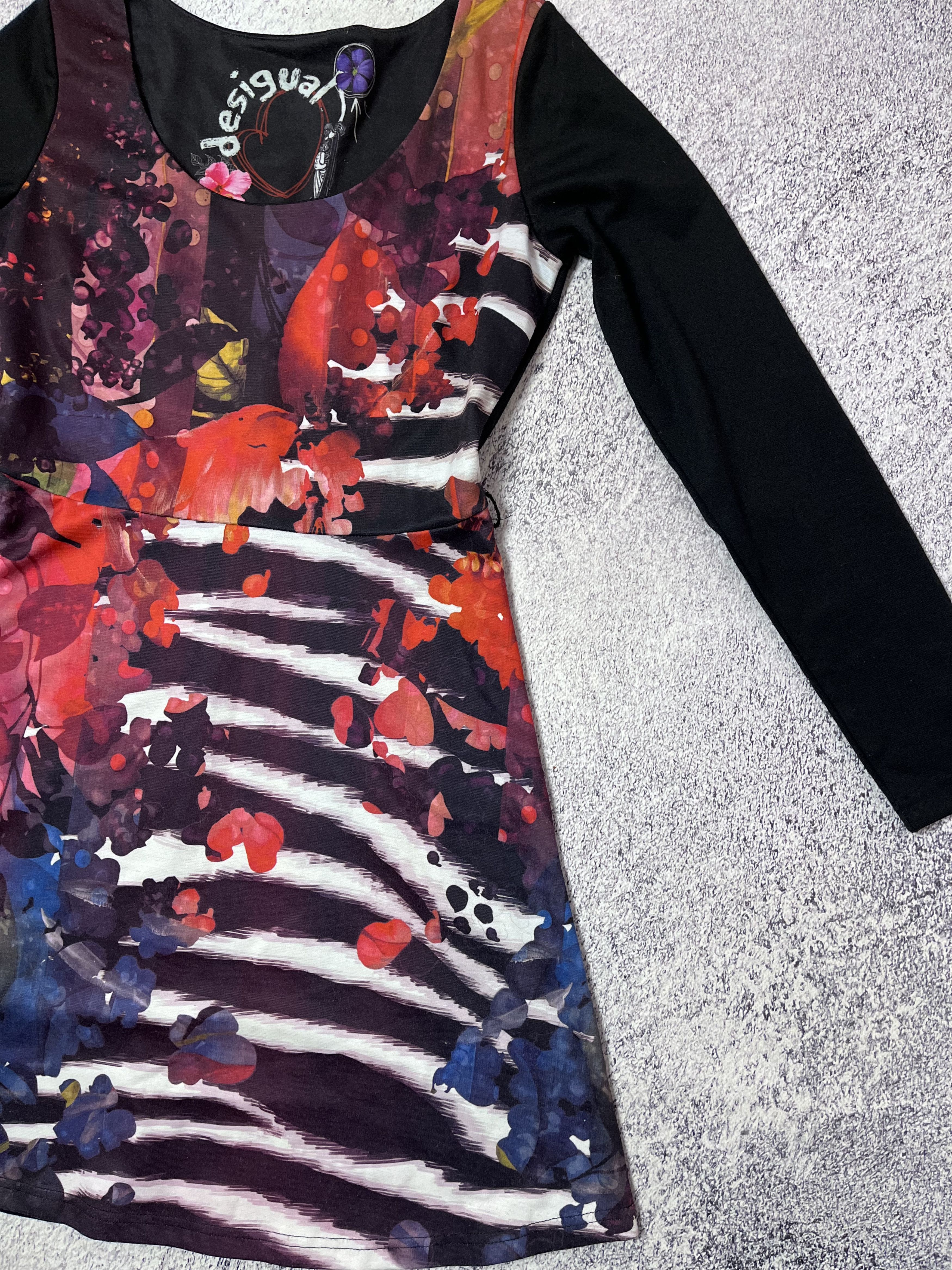 Designer × Japanese Brand Women’s long dress Designer size M 3D logo Size M / US 6-8 / IT 42-44 - 5 Thumbnail
