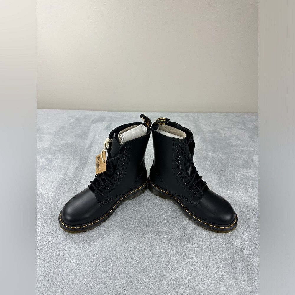 Dr. Martens Dr Martens NWT 1490 Smooth Black Leather Mid Calf Boots 3 U Size US 5 / IT 35 - 5 Thumbnail